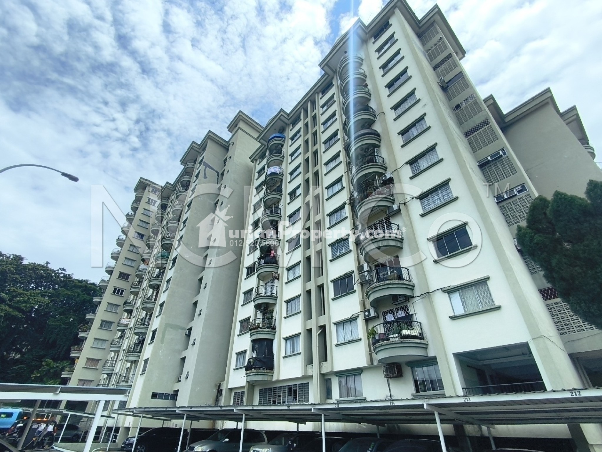 Apartment For Auction at Pangsapuri Bukit Awansari (OG Court)