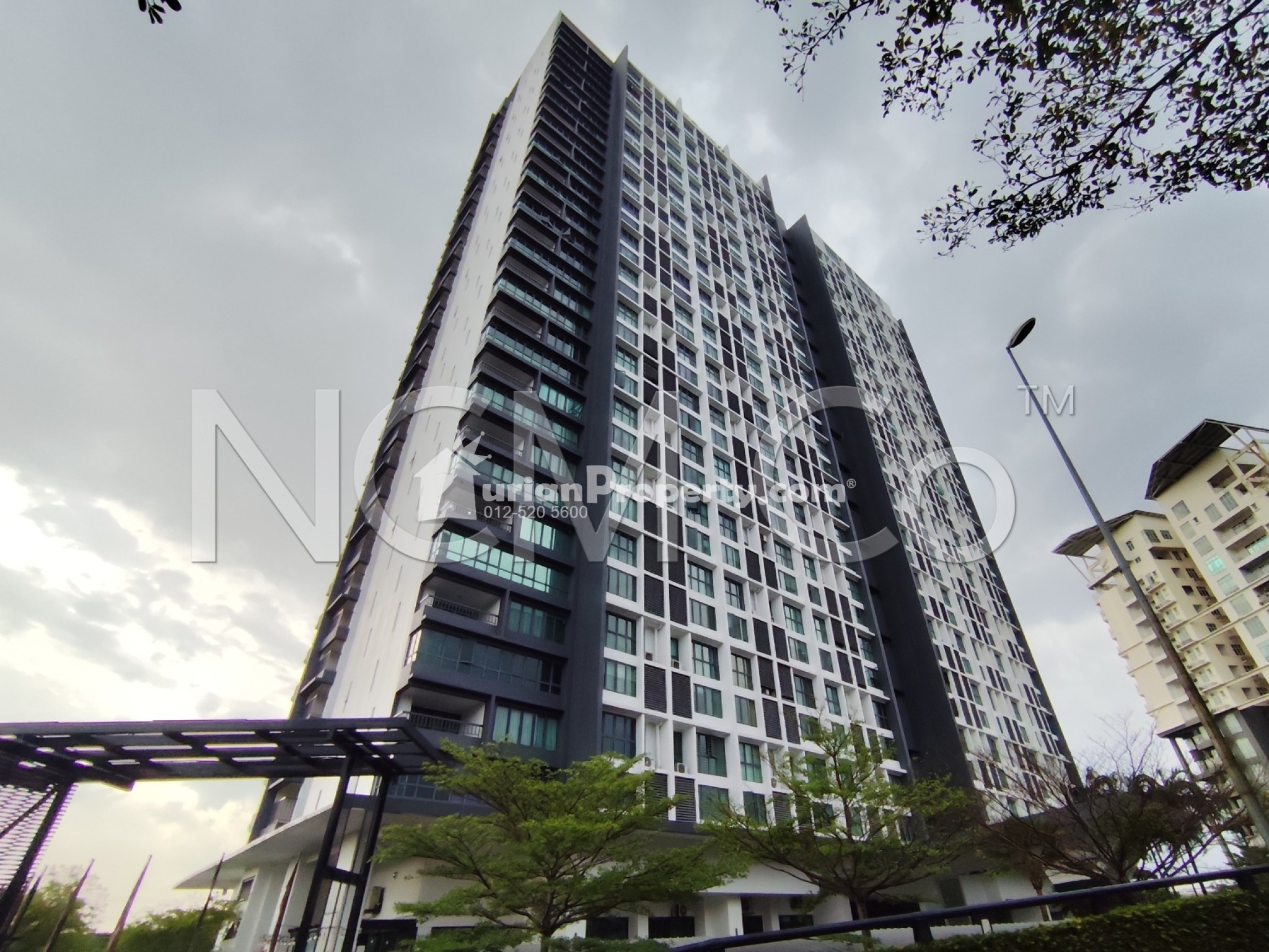 SOHO For Auction at One SoHo