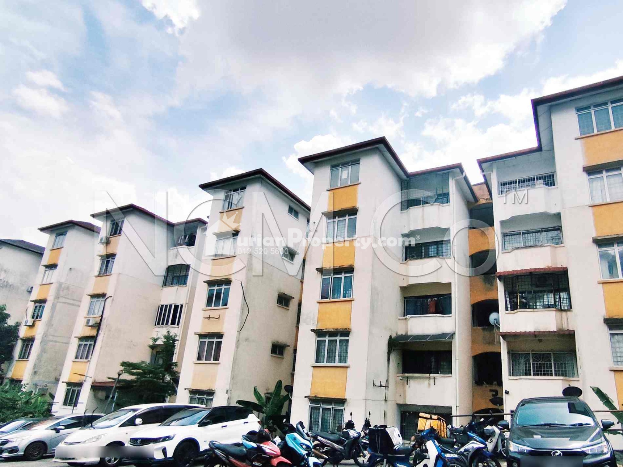 Apartment For Auction at Sri Melor Apartment