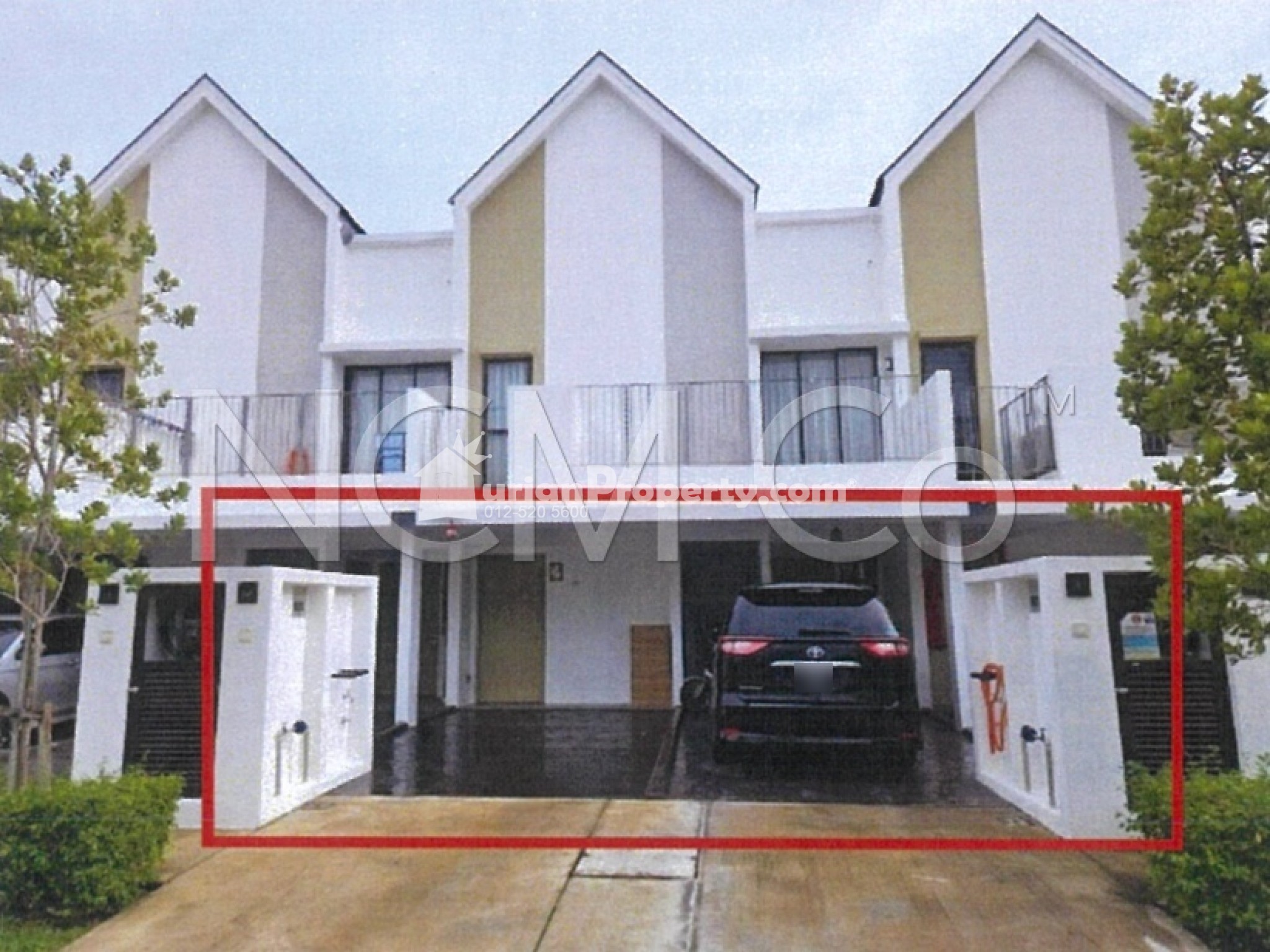 Terrace House For Auction at Casa Bayu Apartment