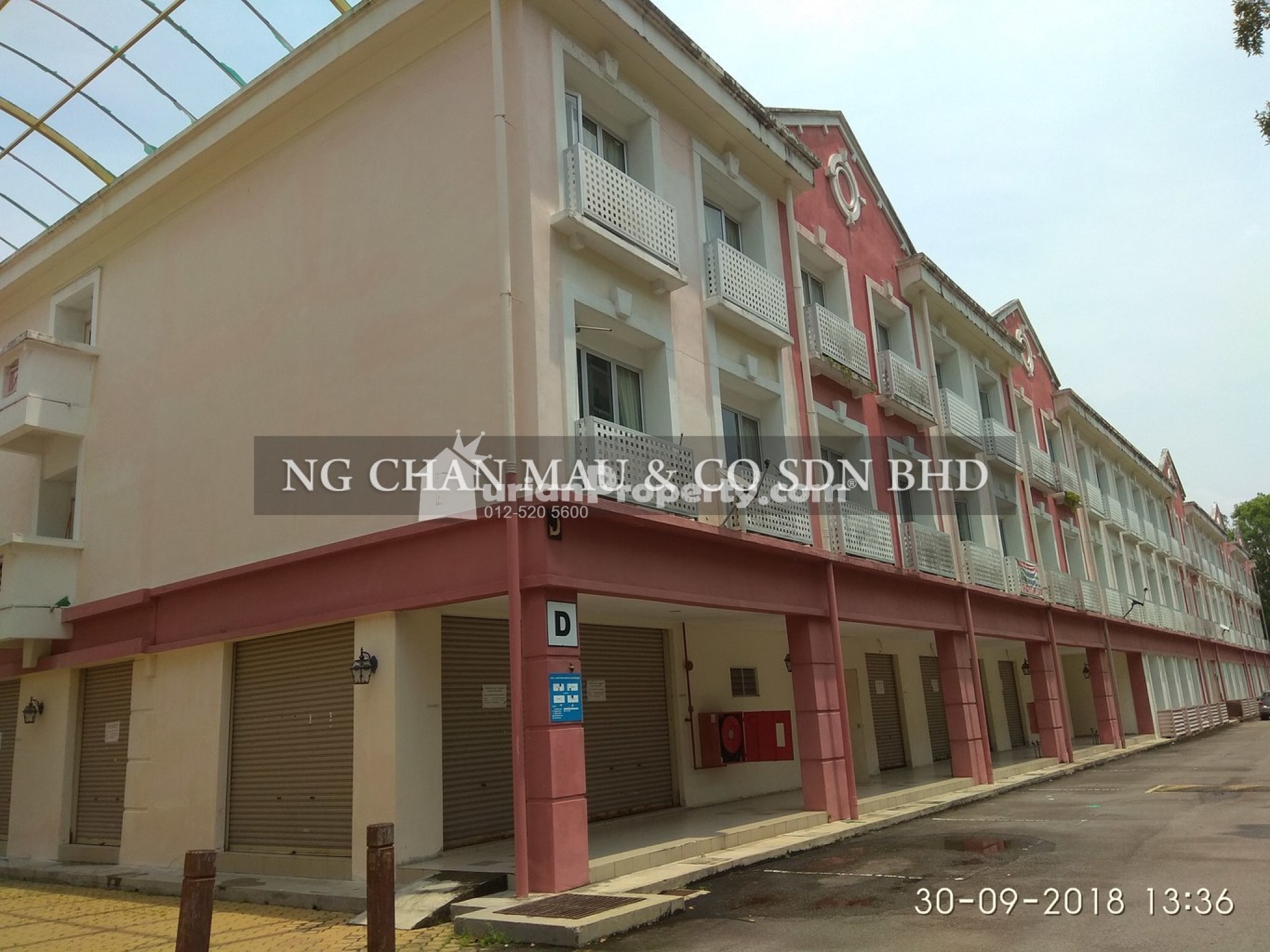 Serviced Residence For Auction at Laketown Apartment (Bukit Merah Resort)