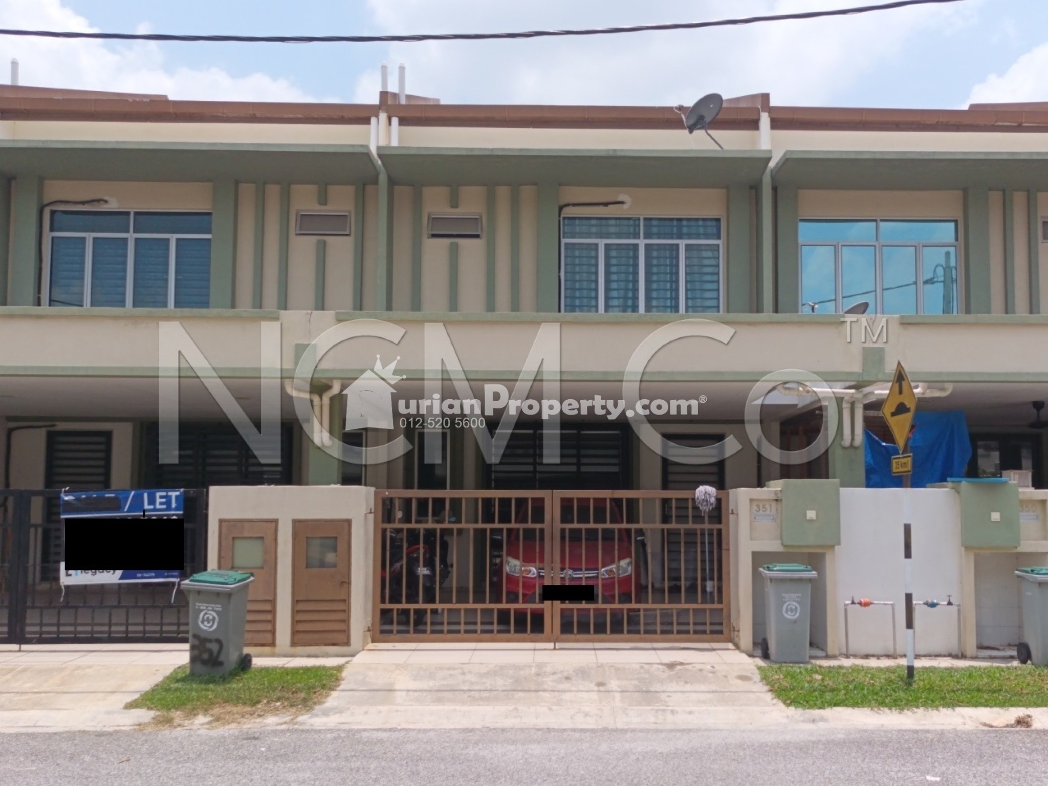 Terrace House For Auction at D'Mayang Sari