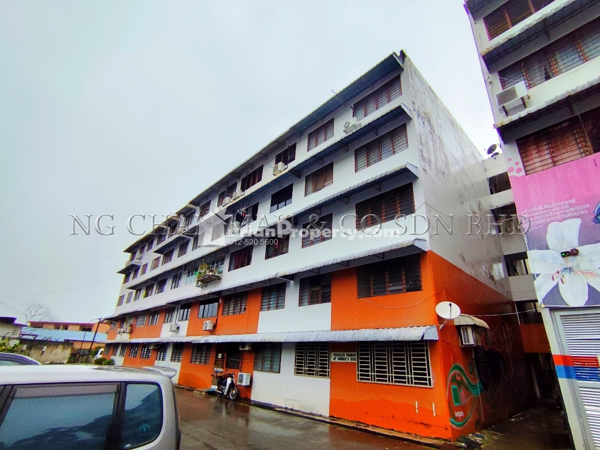 Flat For Auction at Taman Balik Pulau Lily Flat