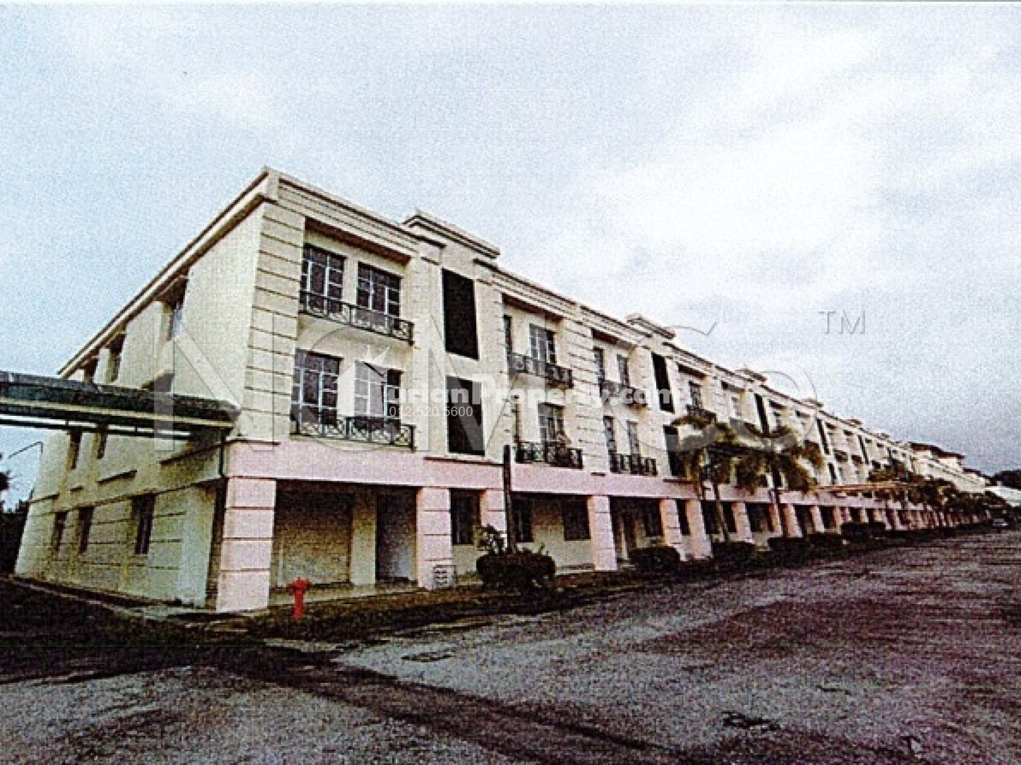 Serviced Residence For Auction at Palm View Serviced Apartments