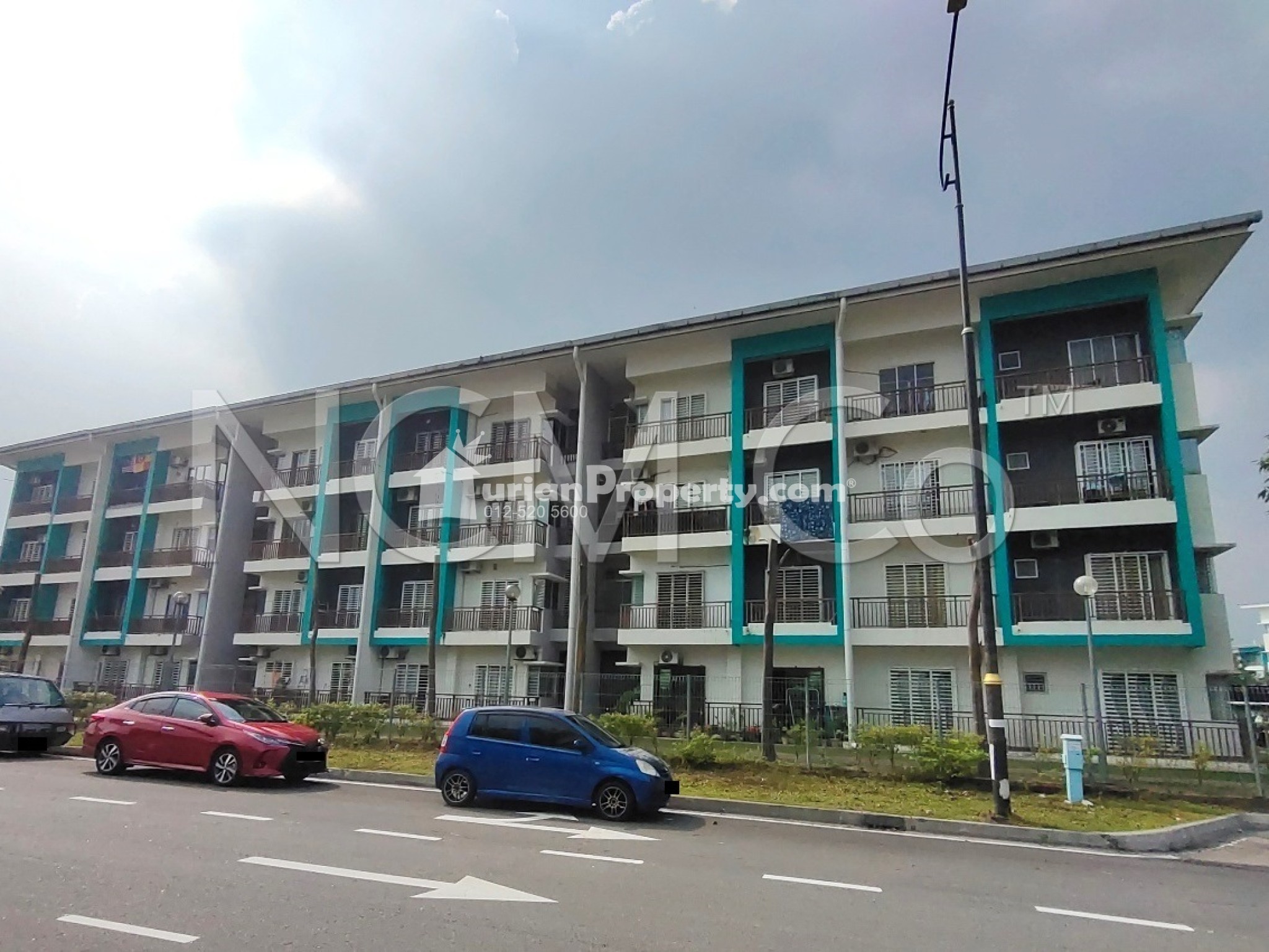 Terrace House For Auction at Embun Residence