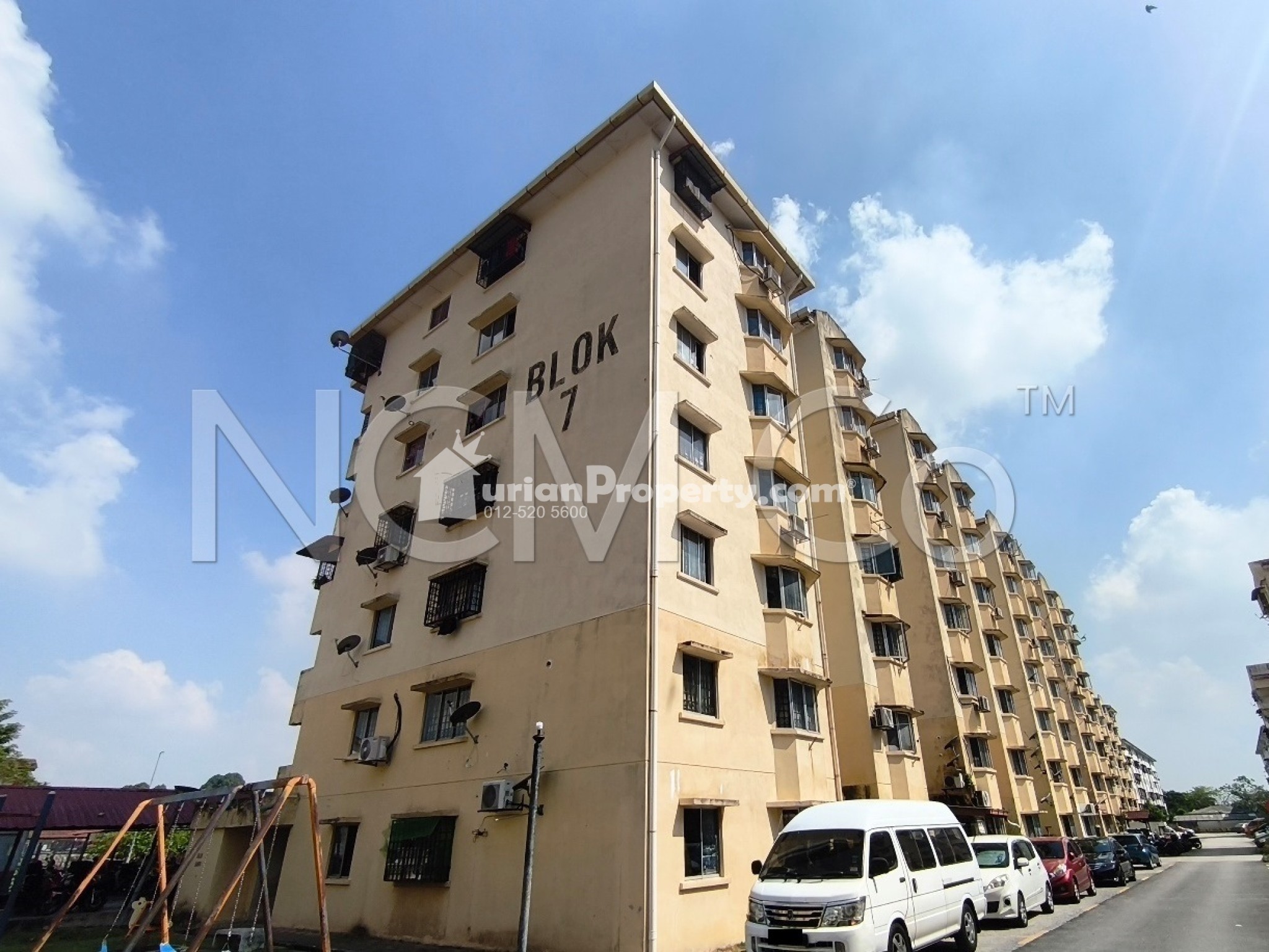Apartment For Auction at Subang Suria Apartment
