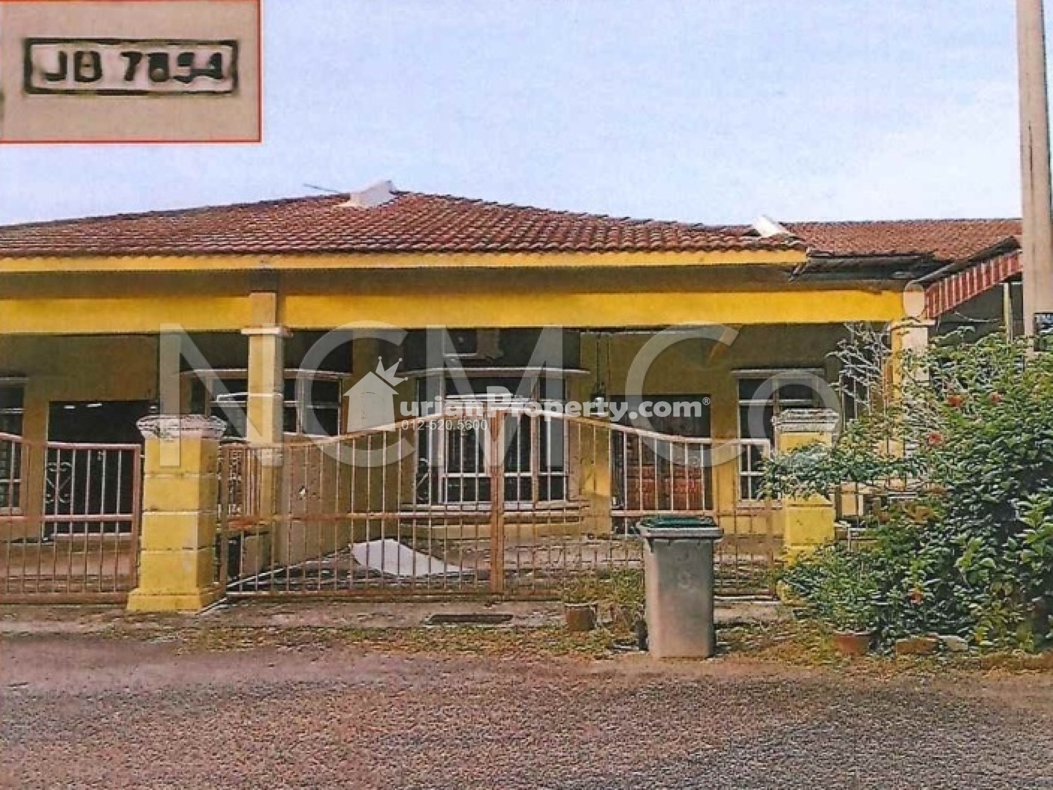 Terrace House For Auction at Taman Asia Selatan