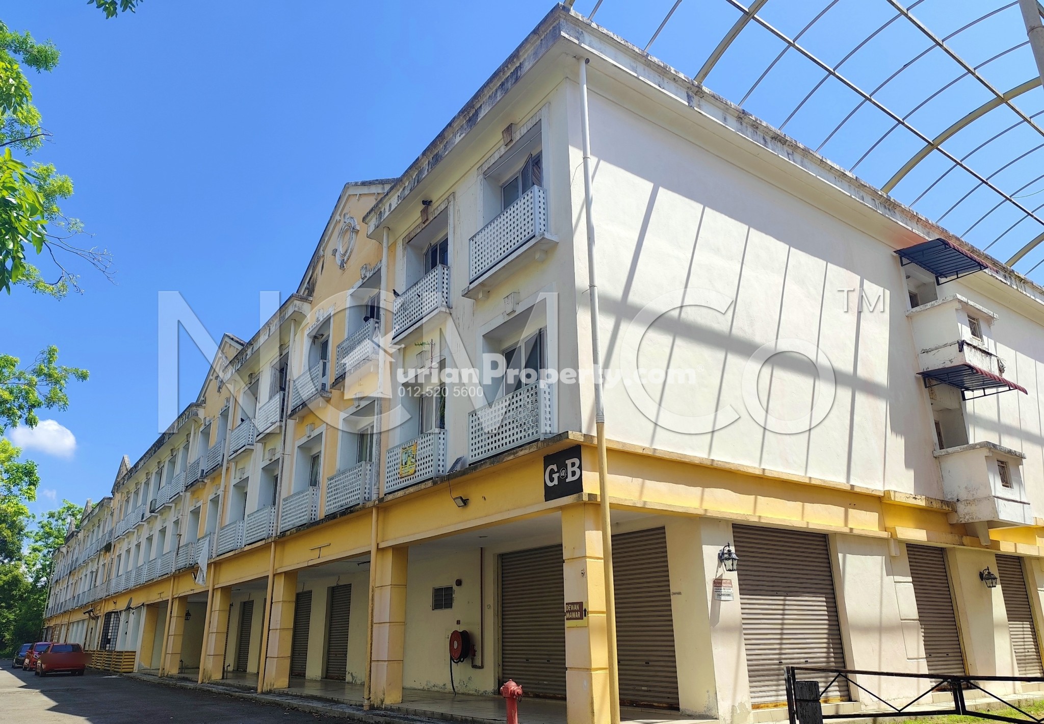 Apartment For Auction at Laketown Apartment (Bukit Merah Resort)