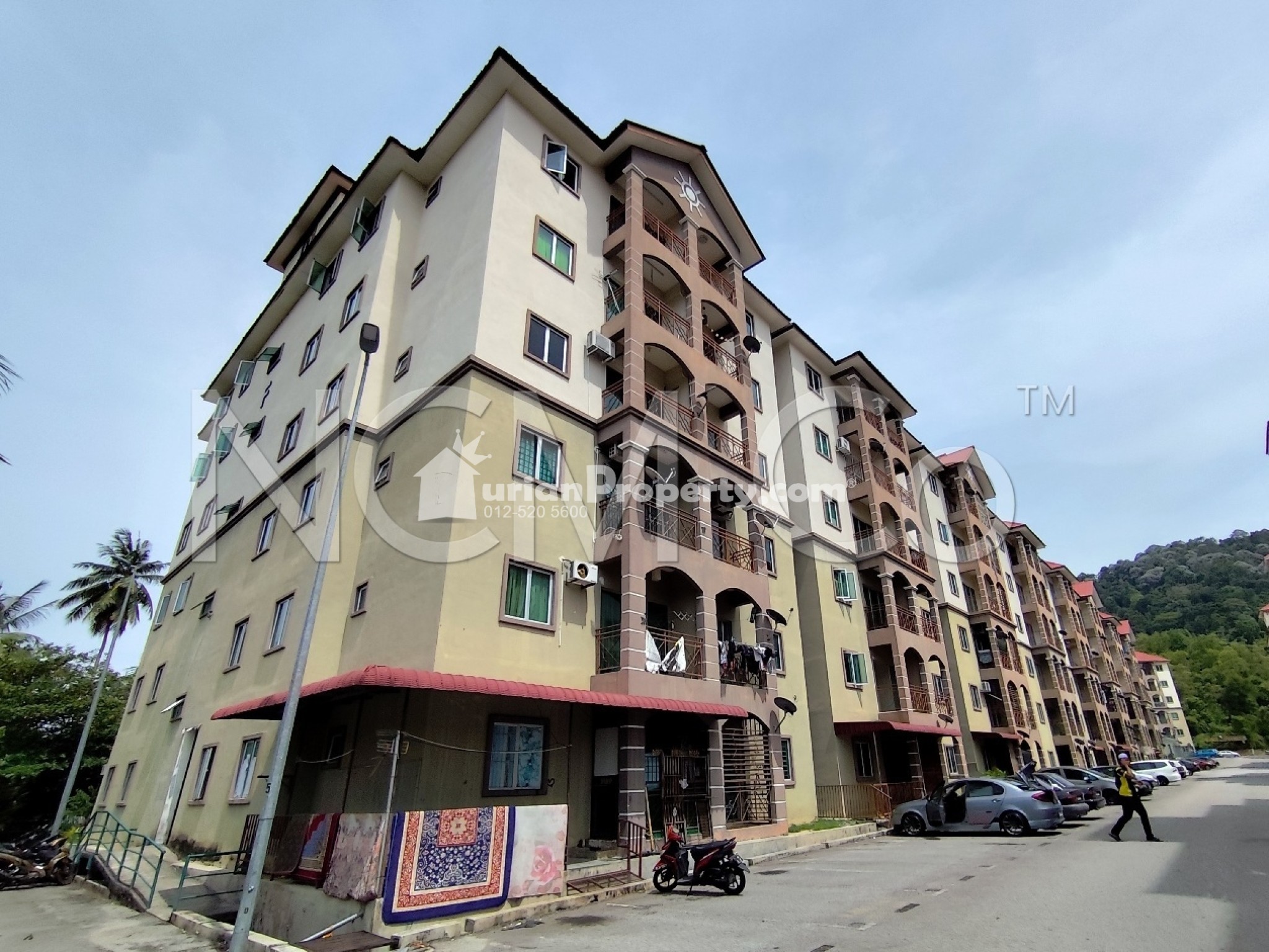 Apartment For Auction at Bukit Permata Apartment