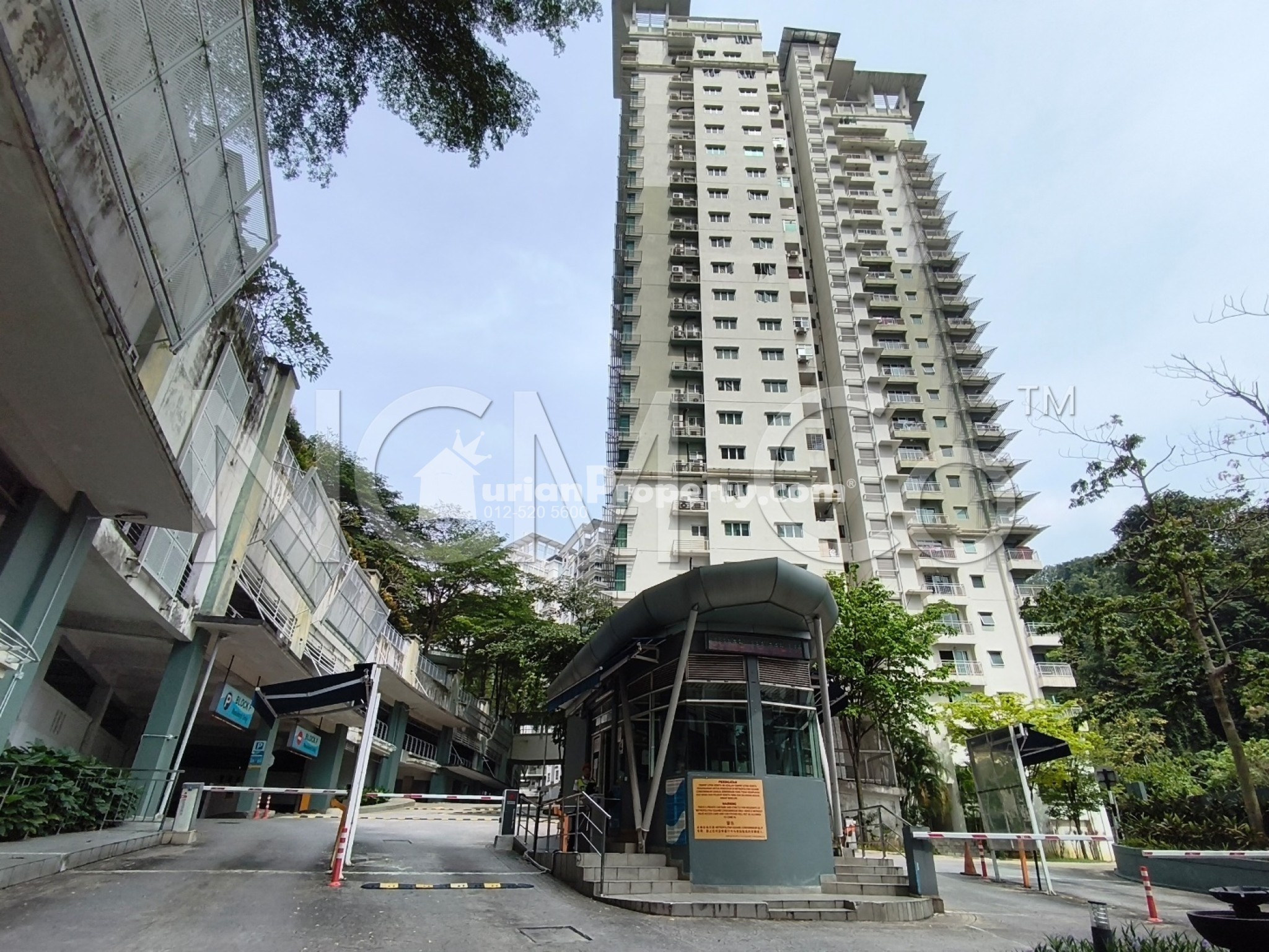 Apartment For Auction at Metropolitan Square