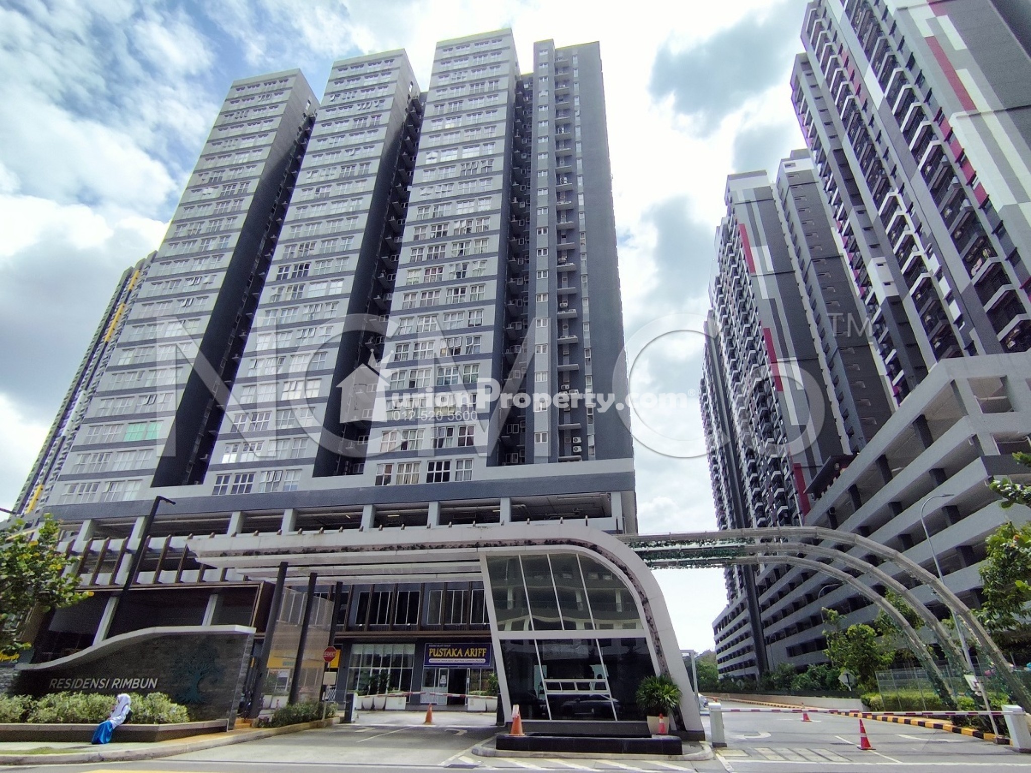 SOHO For Auction at Canopy Hills