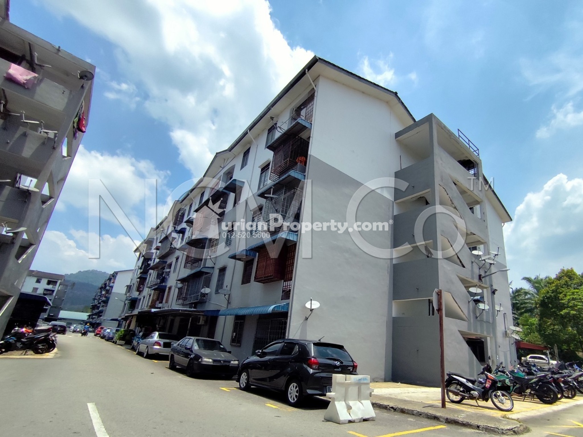 Flat For Auction at Taman Sri Janggus Flat
