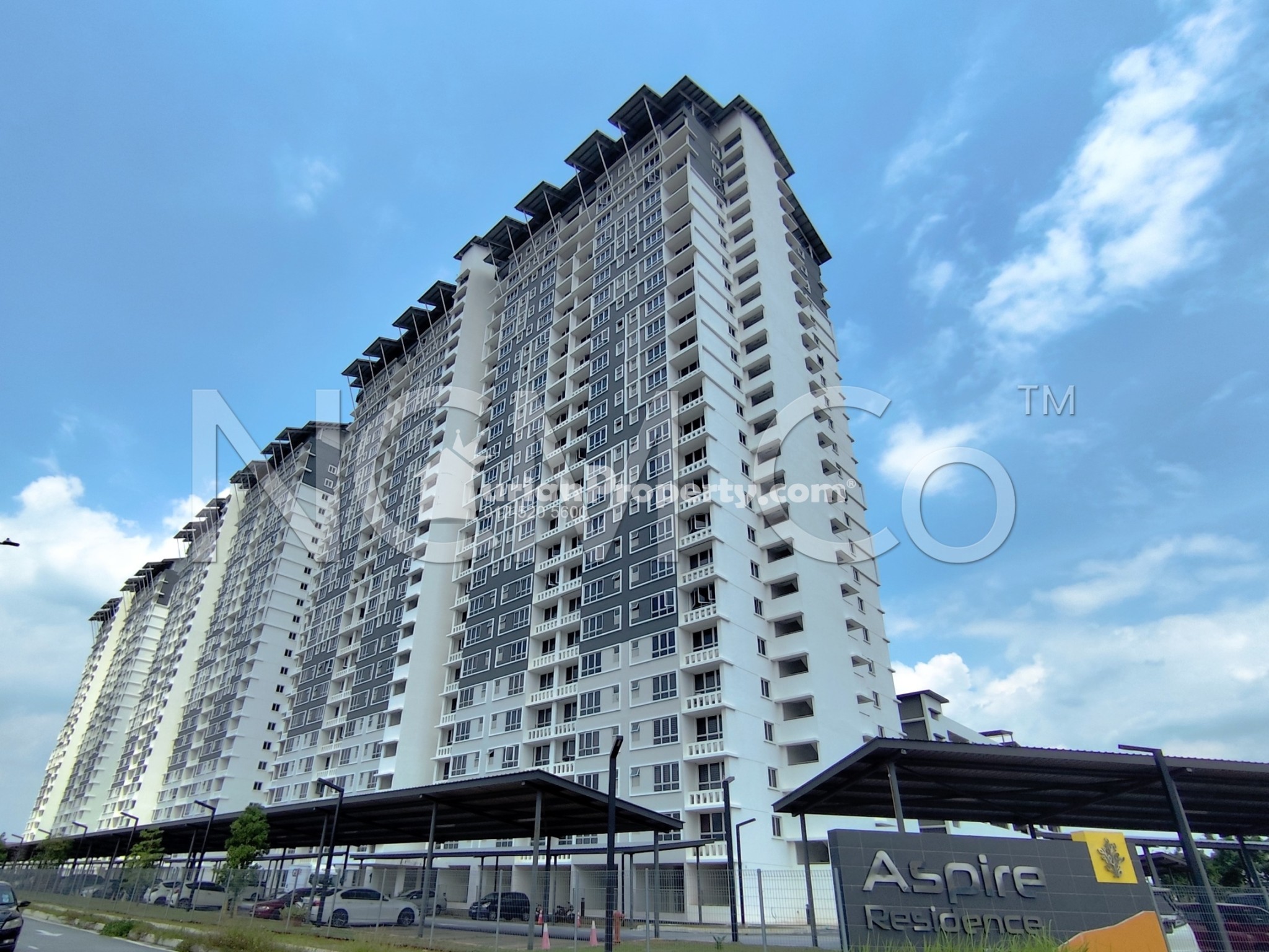Apartment For Auction at Aspire Residence