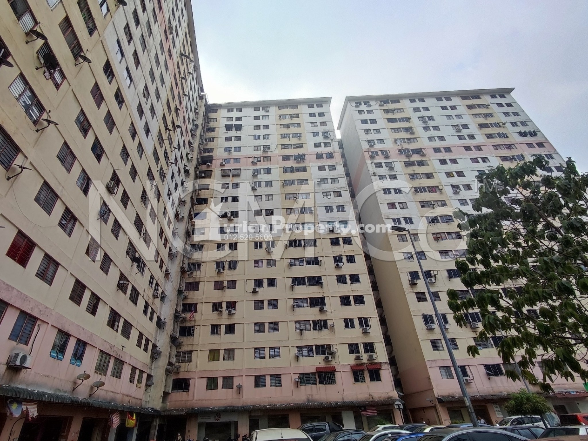 Flat For Auction at Apartment Kayu Ara