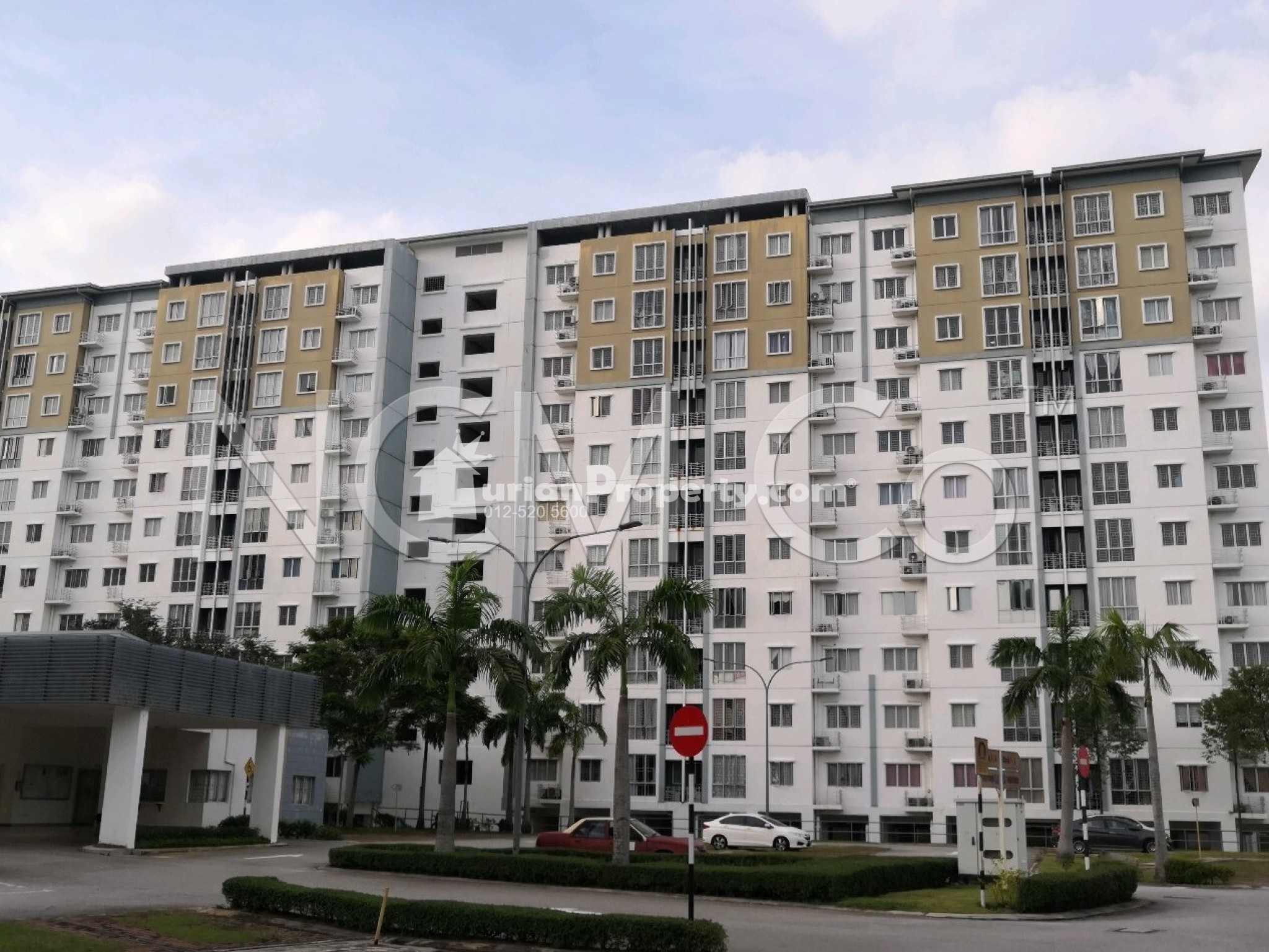 Apartment For Auction at Seri Baiduri Apartment