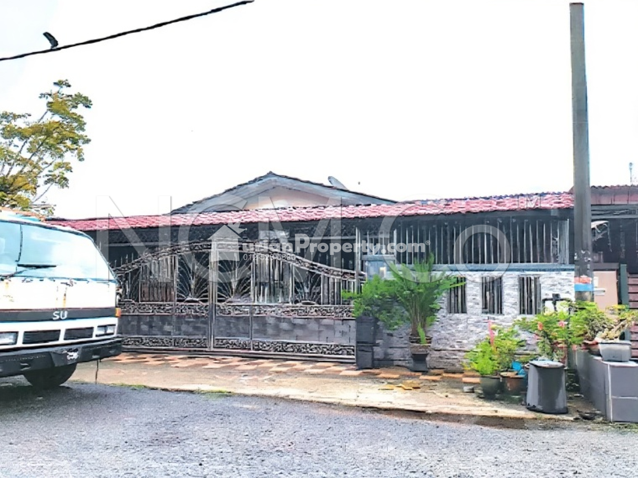 Terrace House For Auction at Taman Sri Sentosa