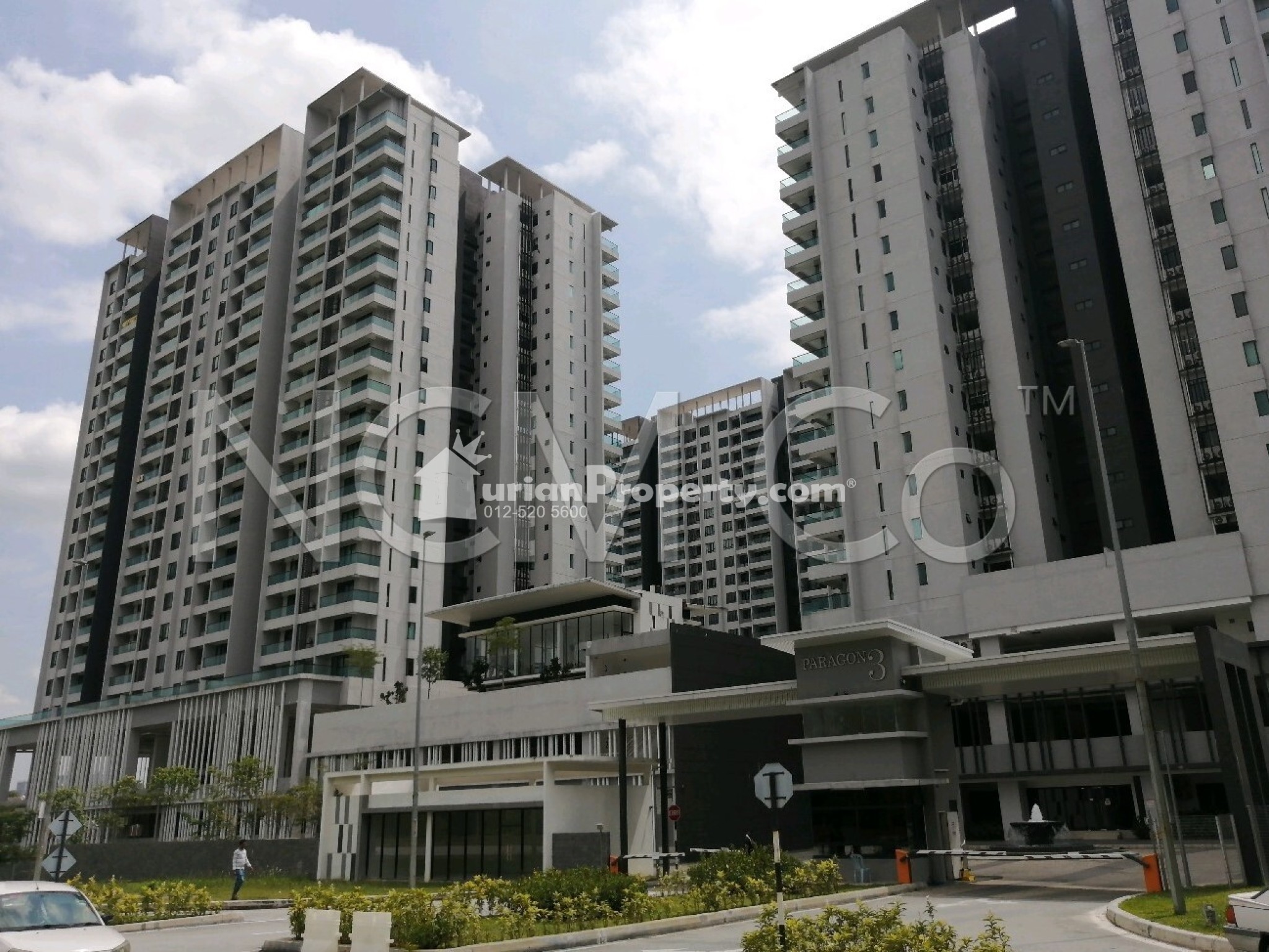 Condo For Auction at Paragon 3