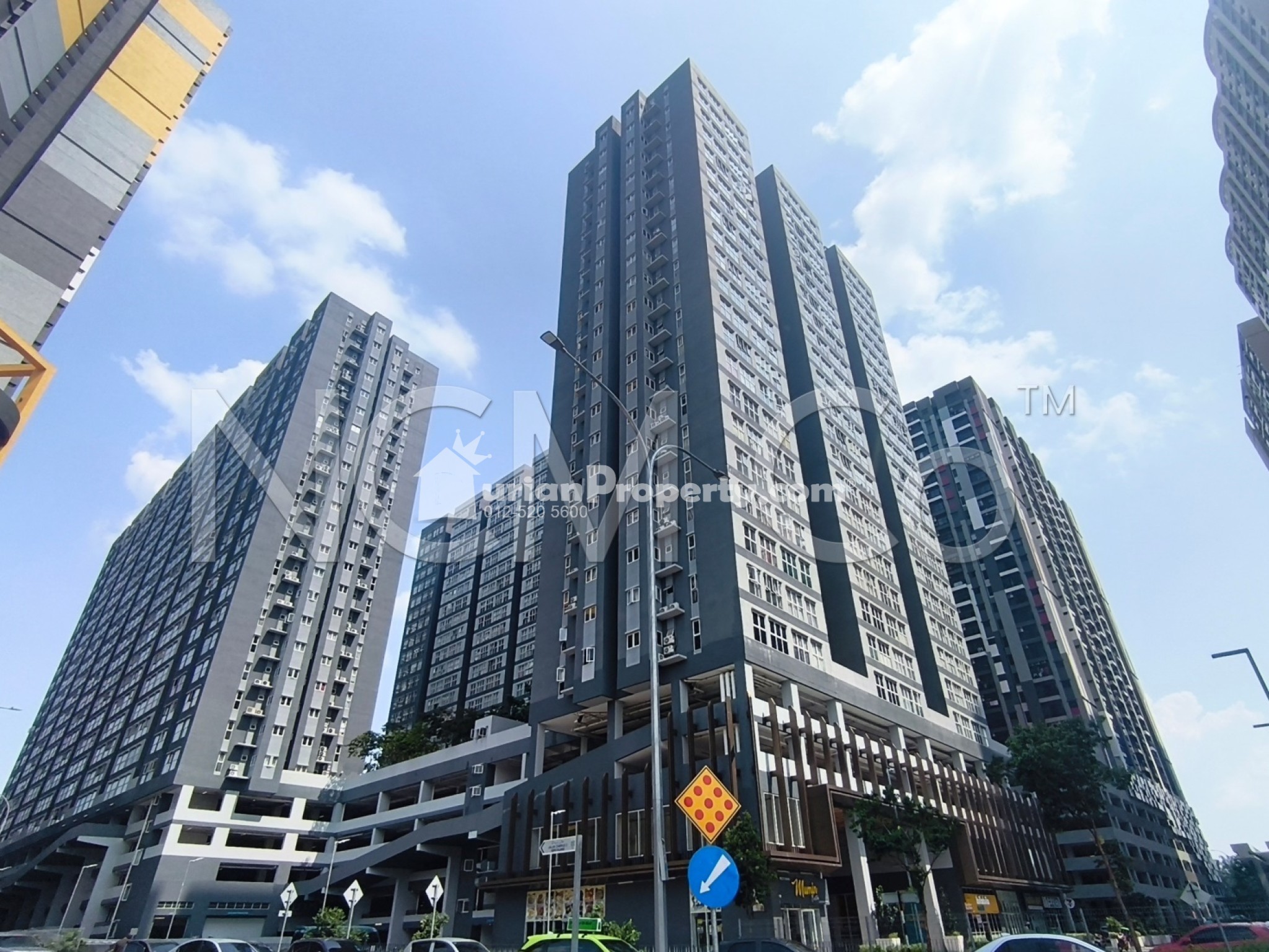 SOHO For Auction at Canopy Hills