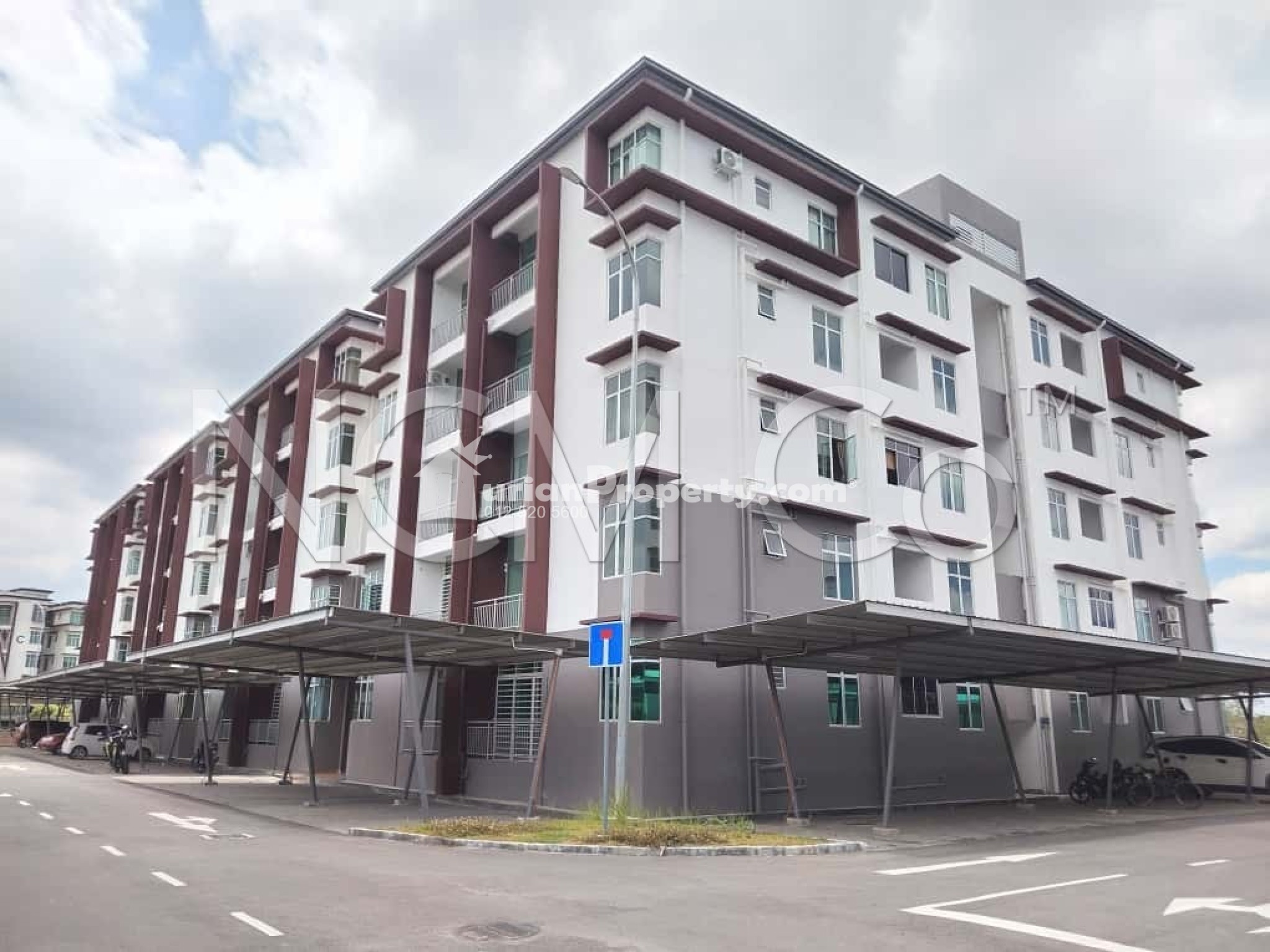 Apartment For Auction at E-Residence