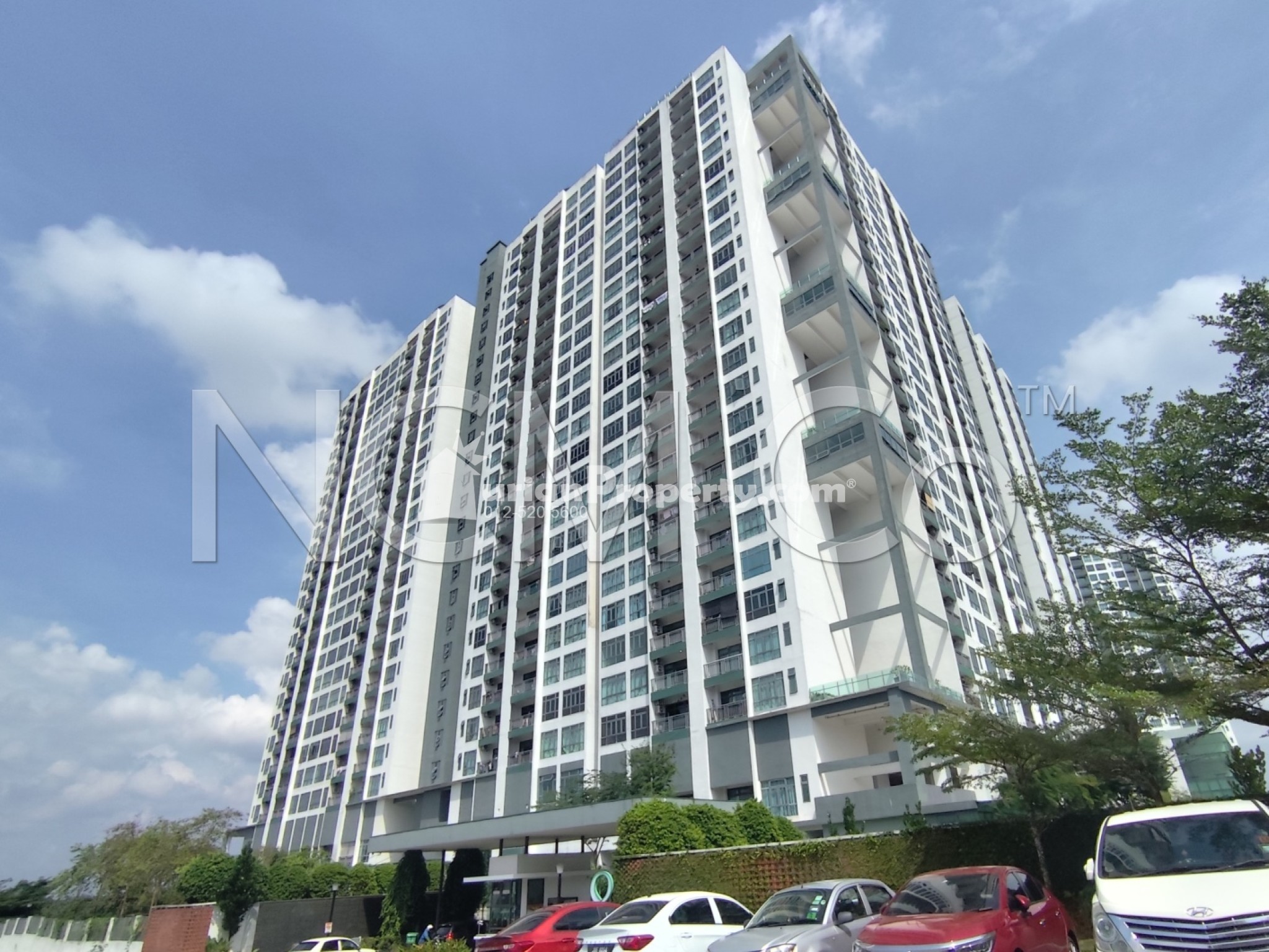 Serviced Residence For Auction at 8scape