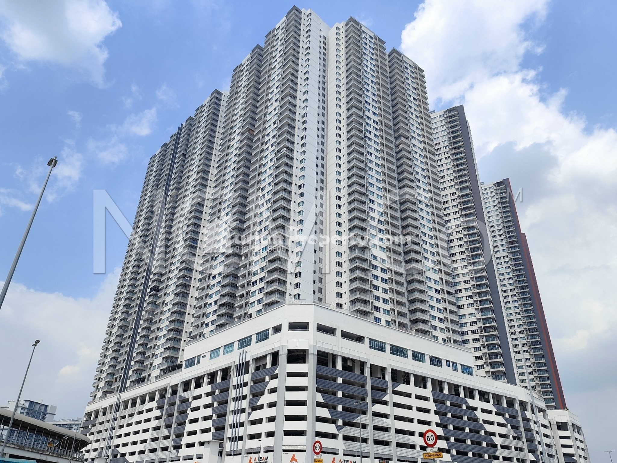 Serviced Residence For Auction at Razak City Residences