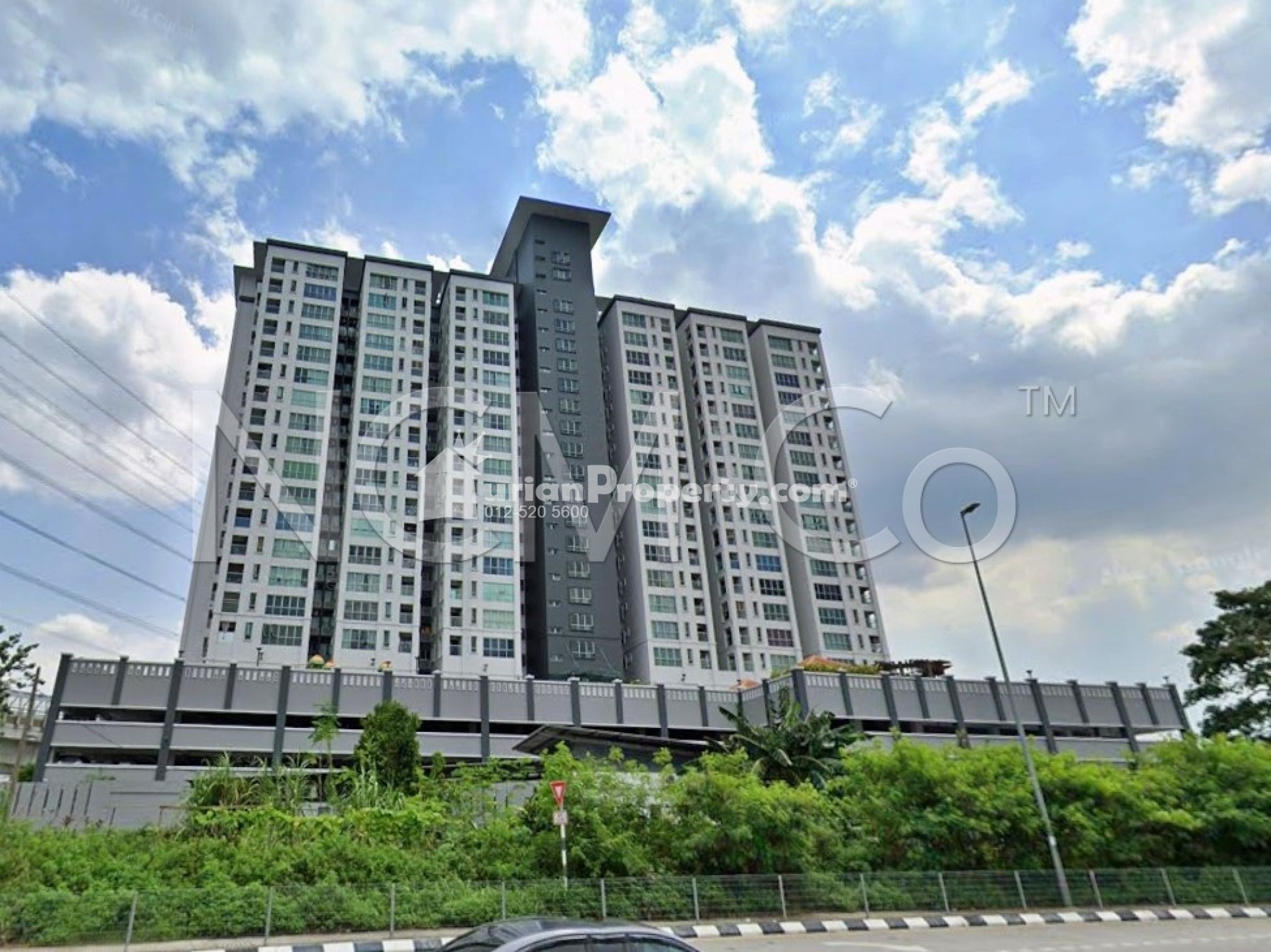 Condo For Auction at Alam Puri