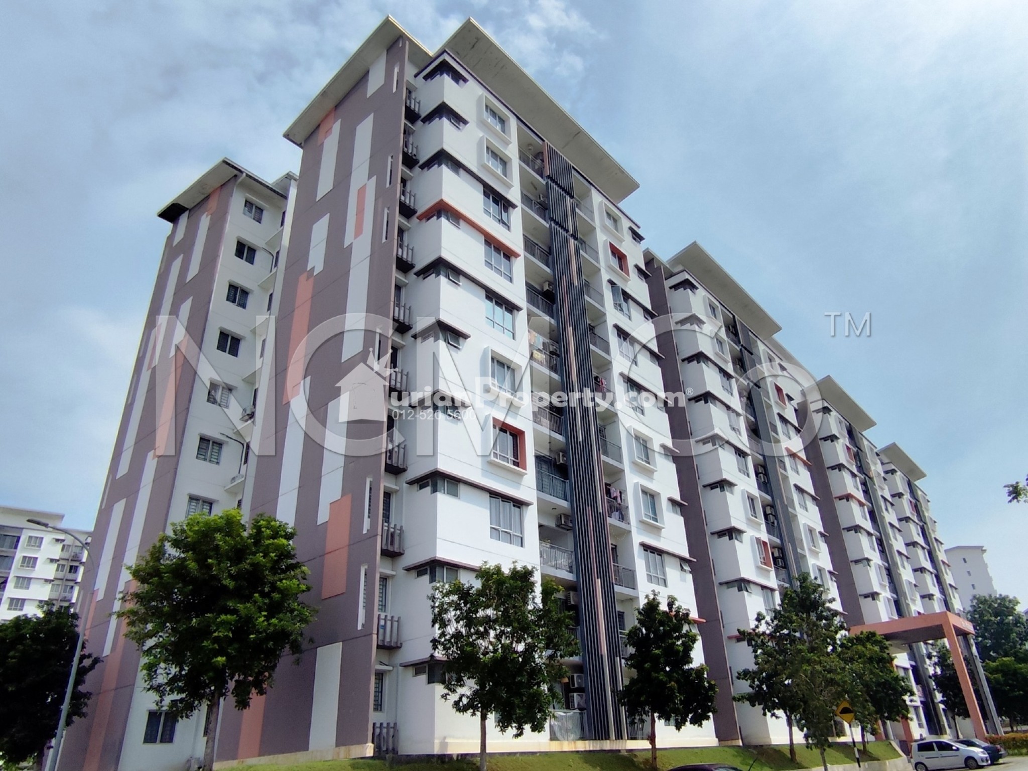 Apartment For Auction at Seri Kasturi