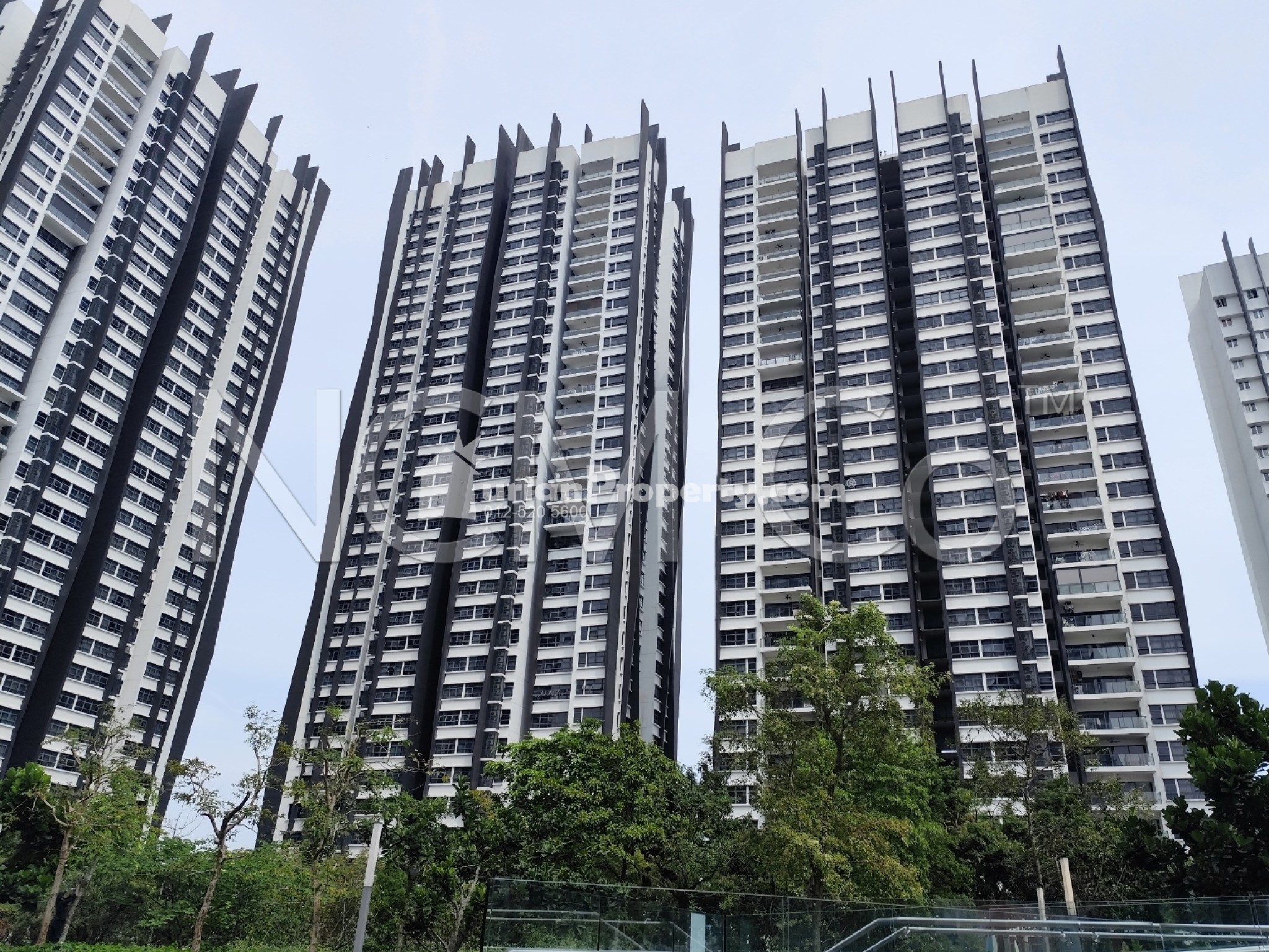 Serviced Residence For Auction at Lakeville Residence