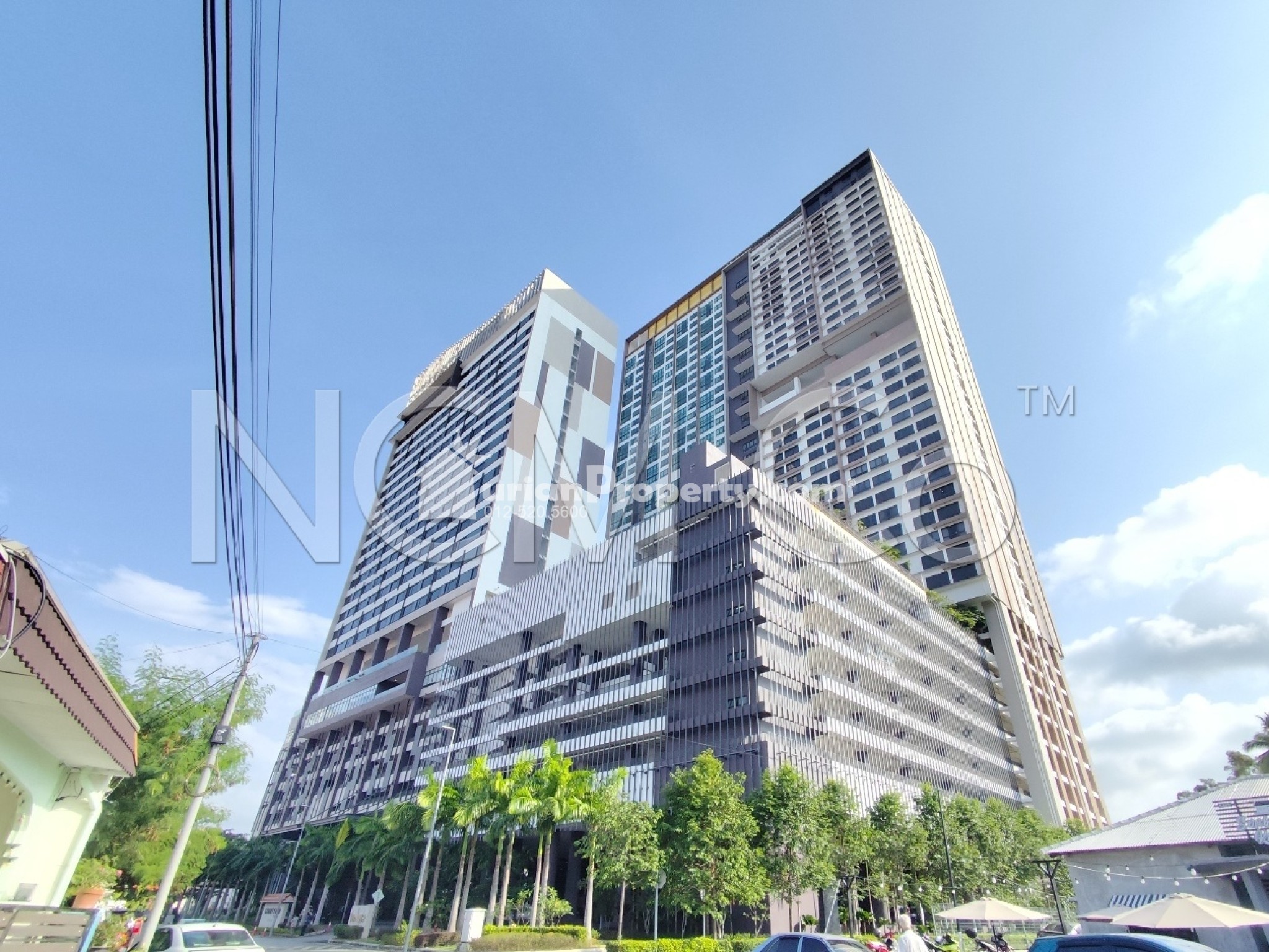 Serviced Residence For Auction at The Apple@ Bukit Cina