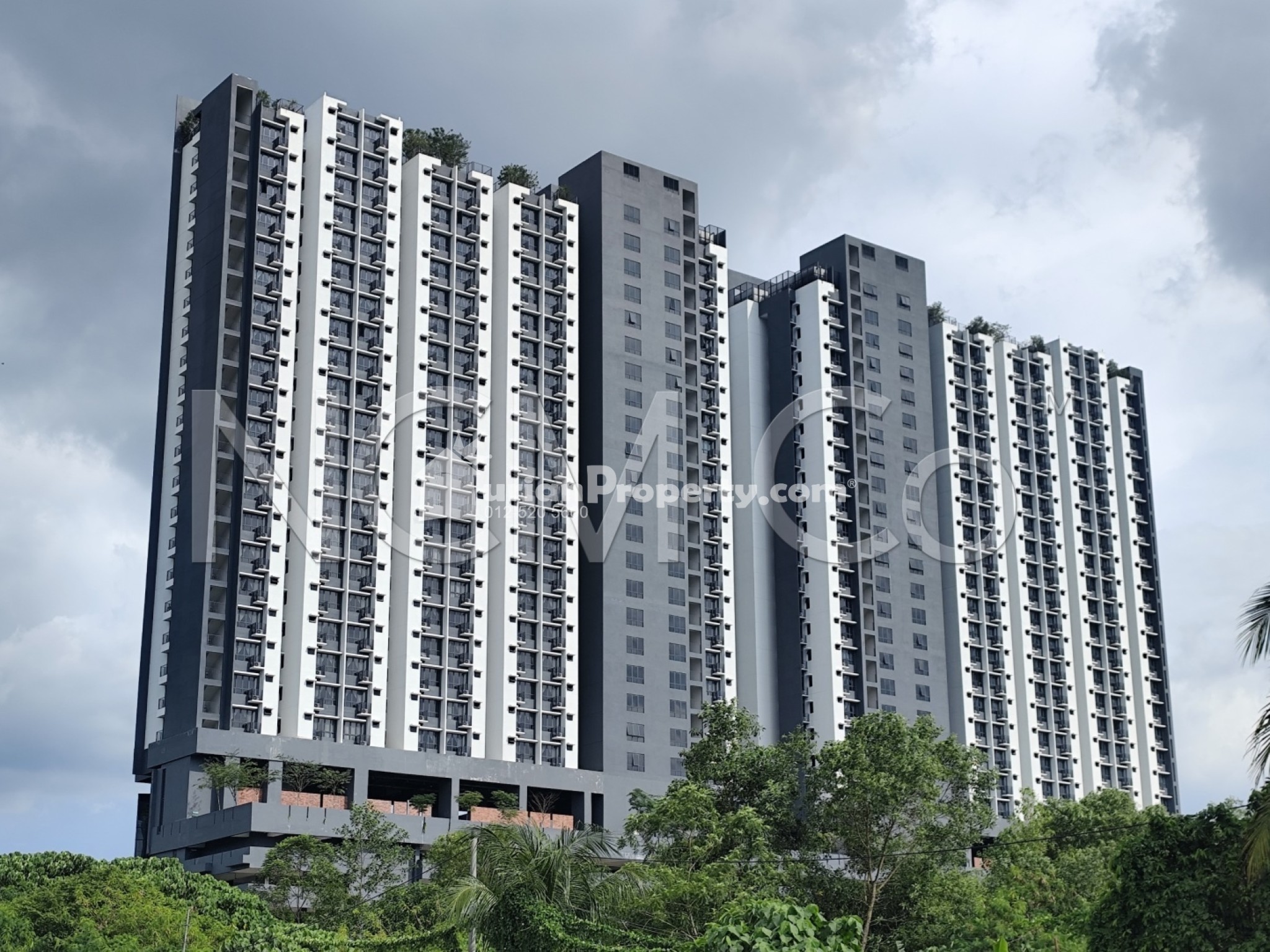 Serviced Residence For Auction at Midlands City