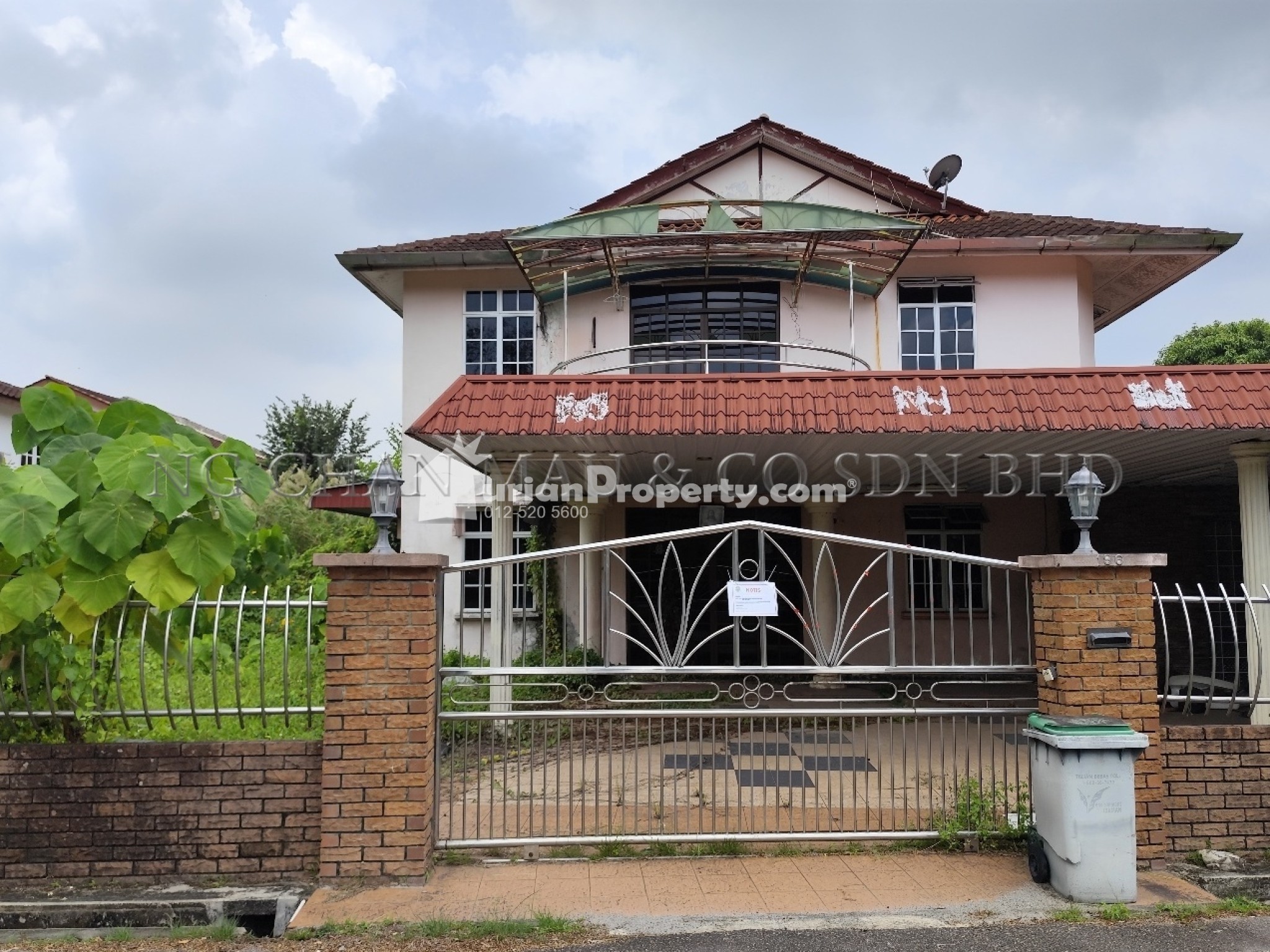 Semi D For Auction at Taman Dahlia