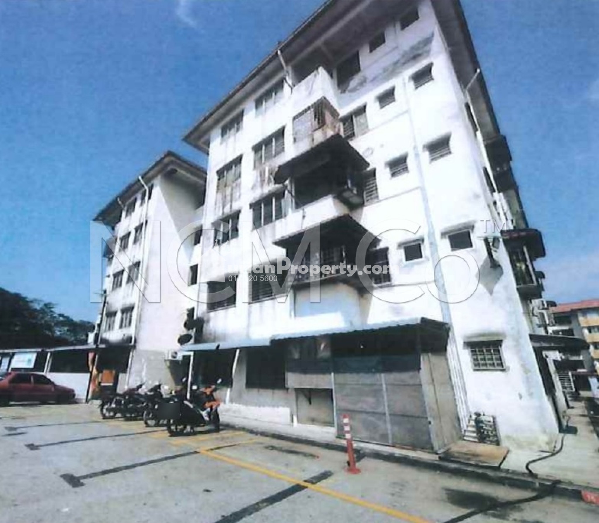 Apartment For Auction at Section 3 @ Bandar Teknologi Kajang