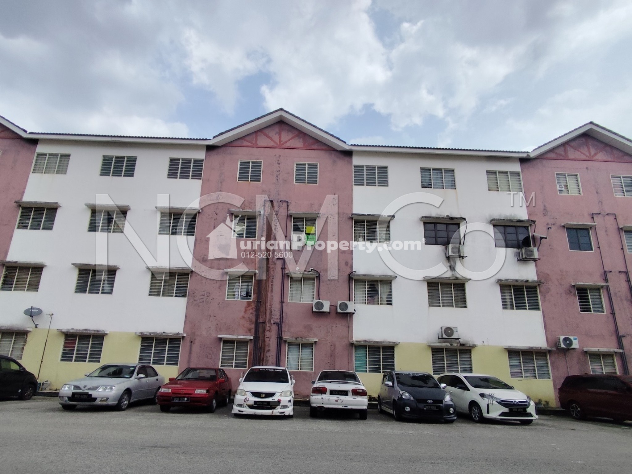Apartment For Auction at Pangsapuri Arista