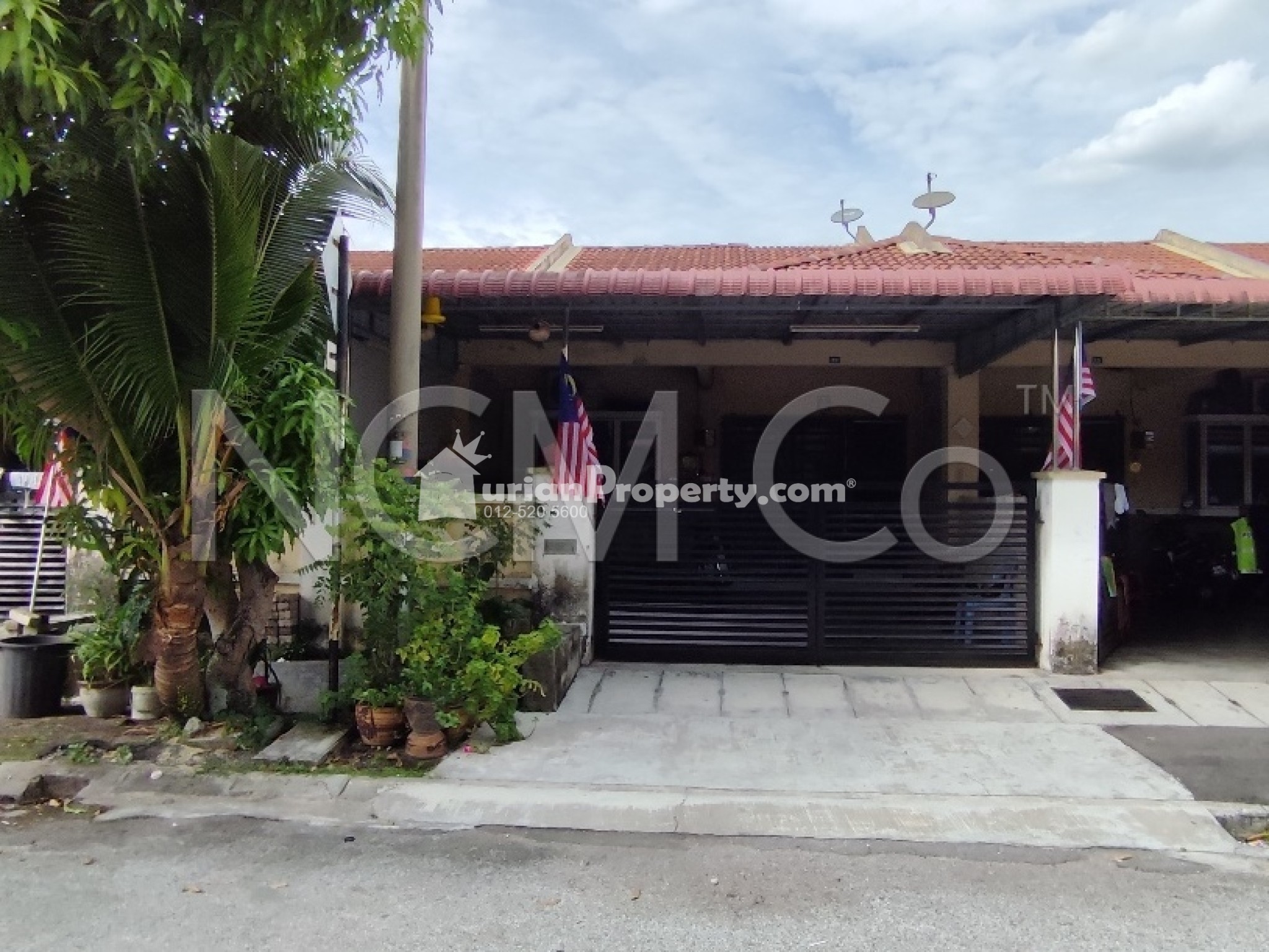 Terrace House For Auction at Desa Lang Indah