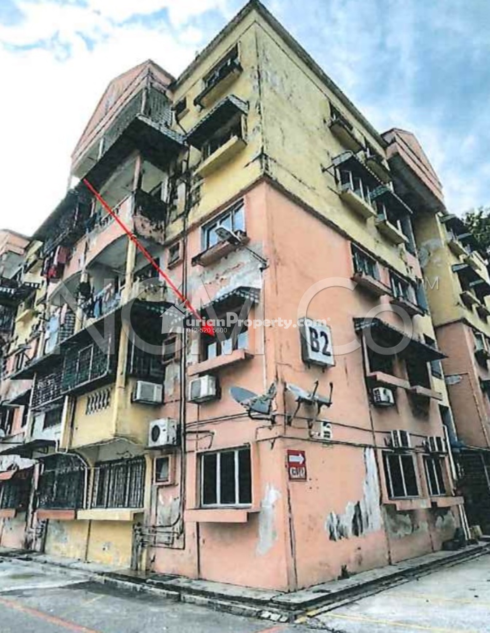 Apartment For Auction at Mediterranean Apartment