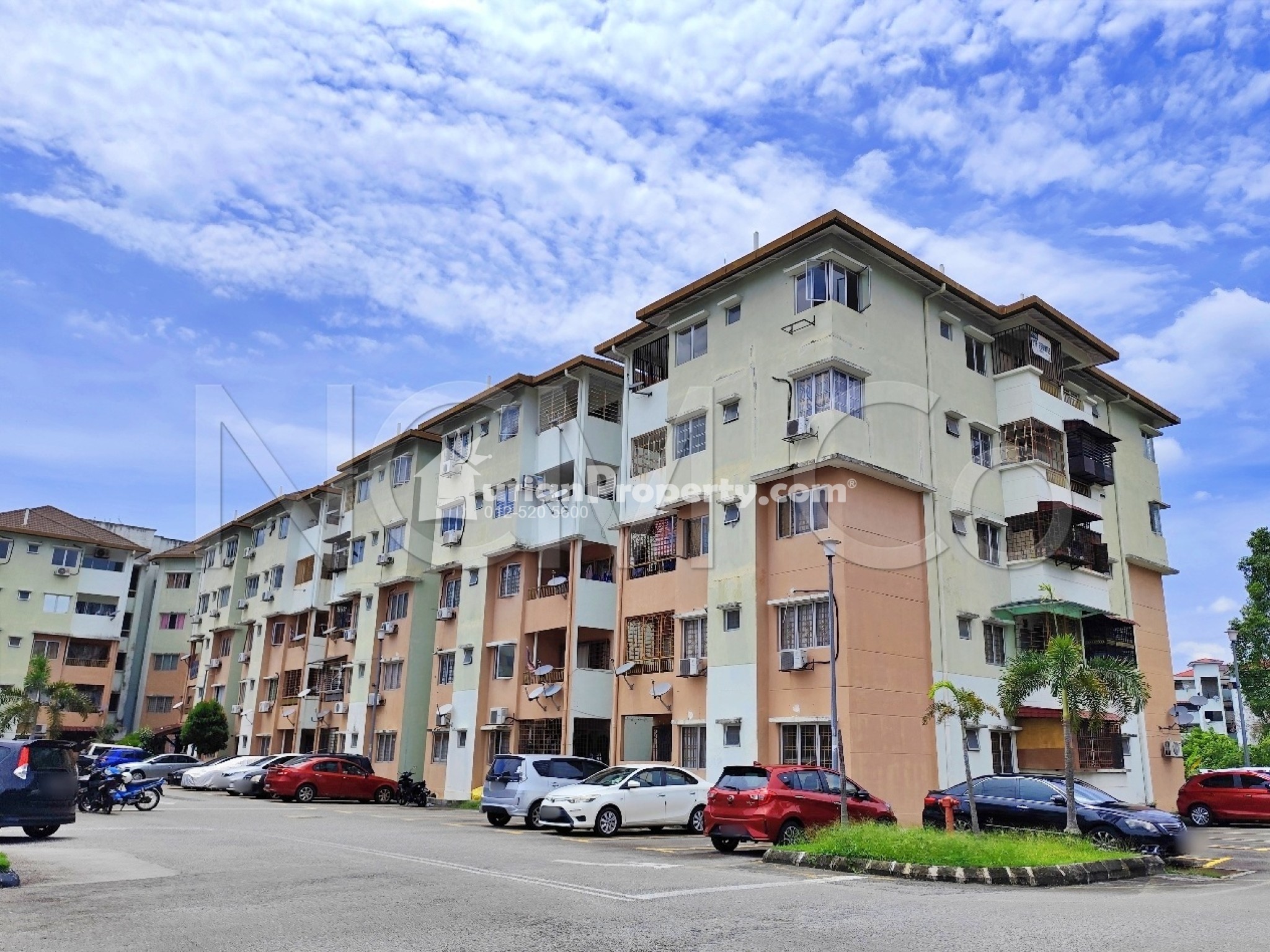 Apartment For Auction at Sutera Apartment