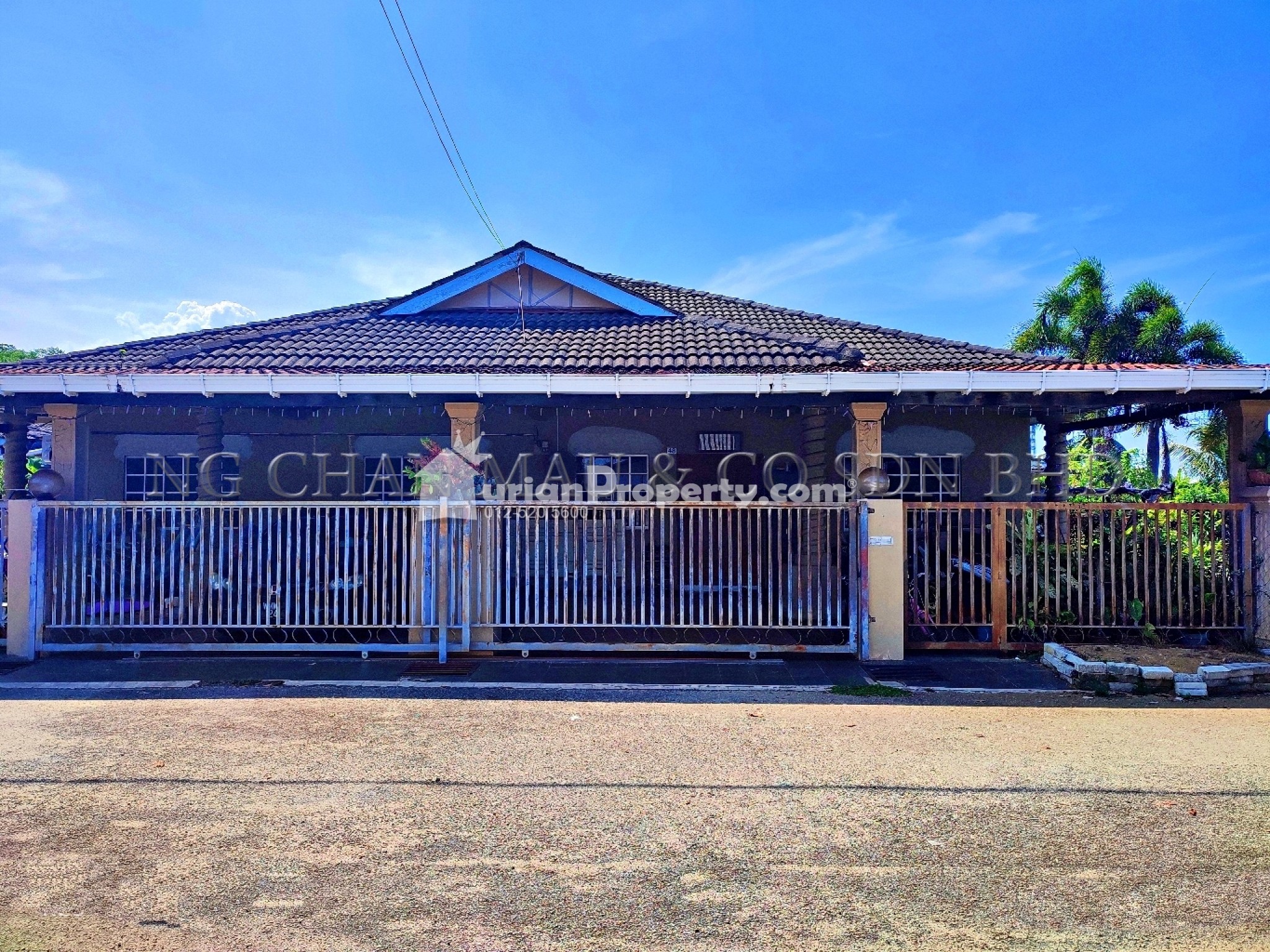 Bungalow House For Auction at Taman Berjaya Permai