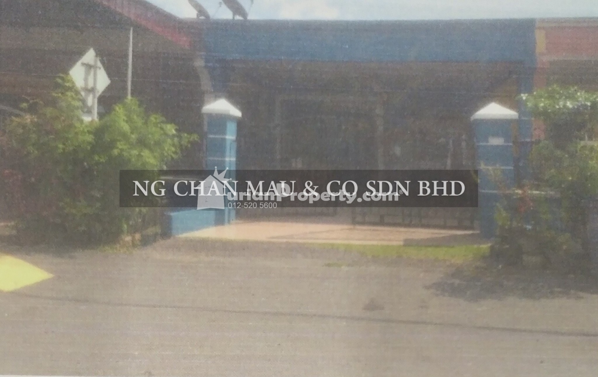 Terrace House For Auction at Taman Desa Puteri