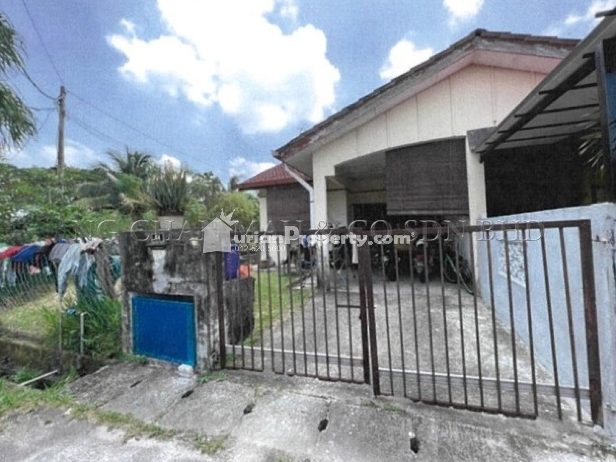 Terrace House For Auction at Taman Sementa Jaya