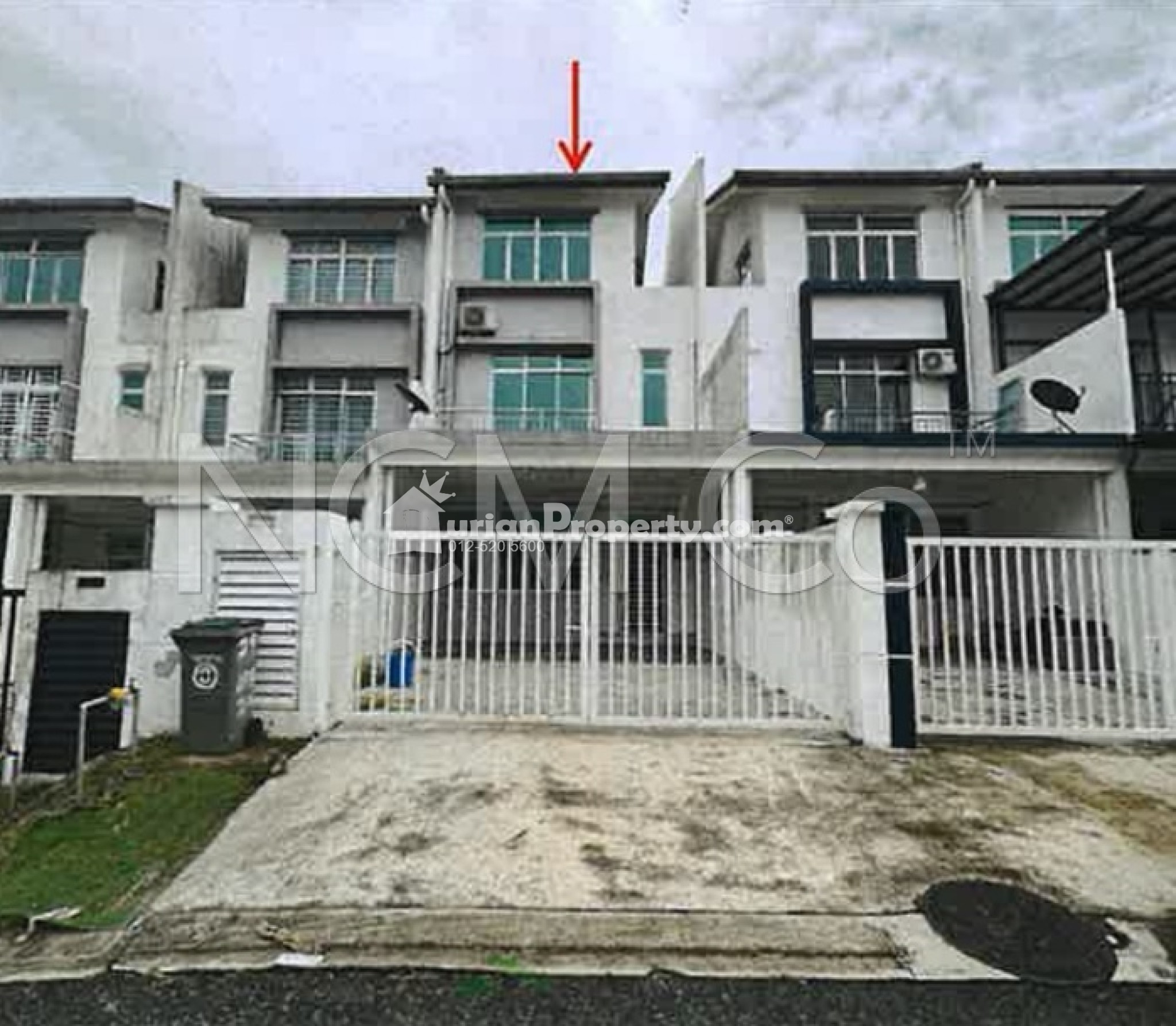 Terrace House For Auction at Taman Pulai Mutiara