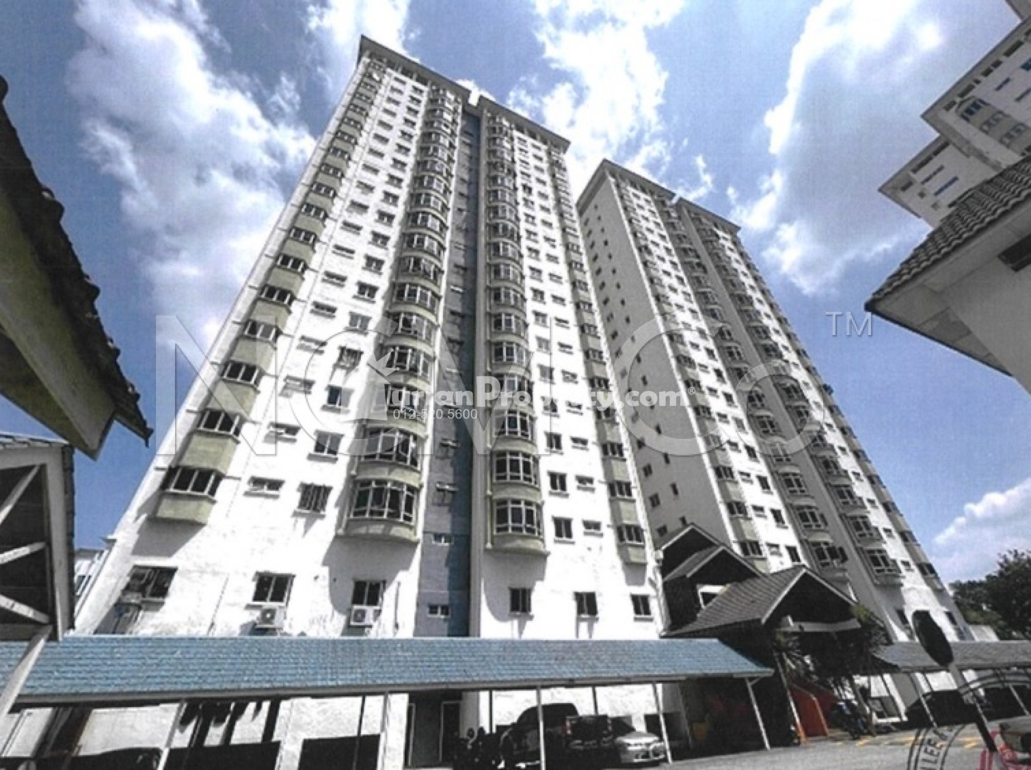 Condo For Auction at Endah Regal