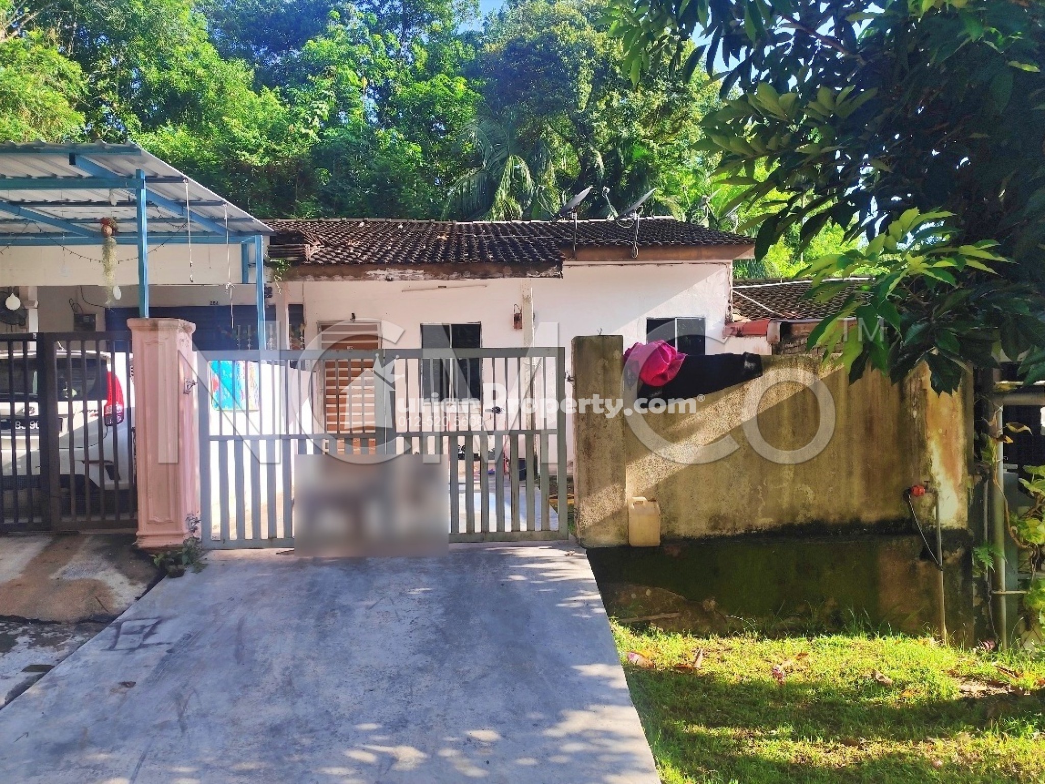 Terrace House For Auction at Taman Serdang
