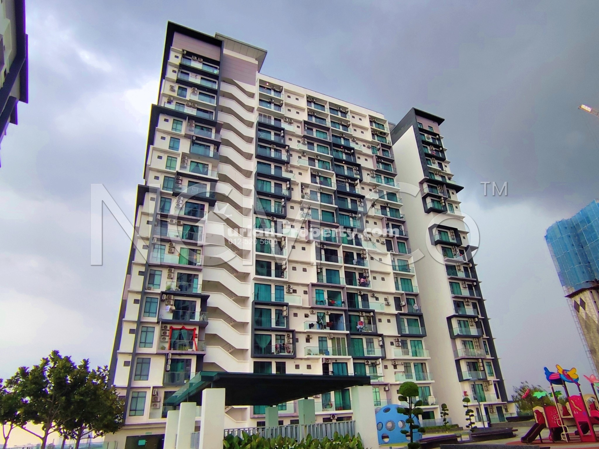 Serviced Residence For Auction at The Maple Residences