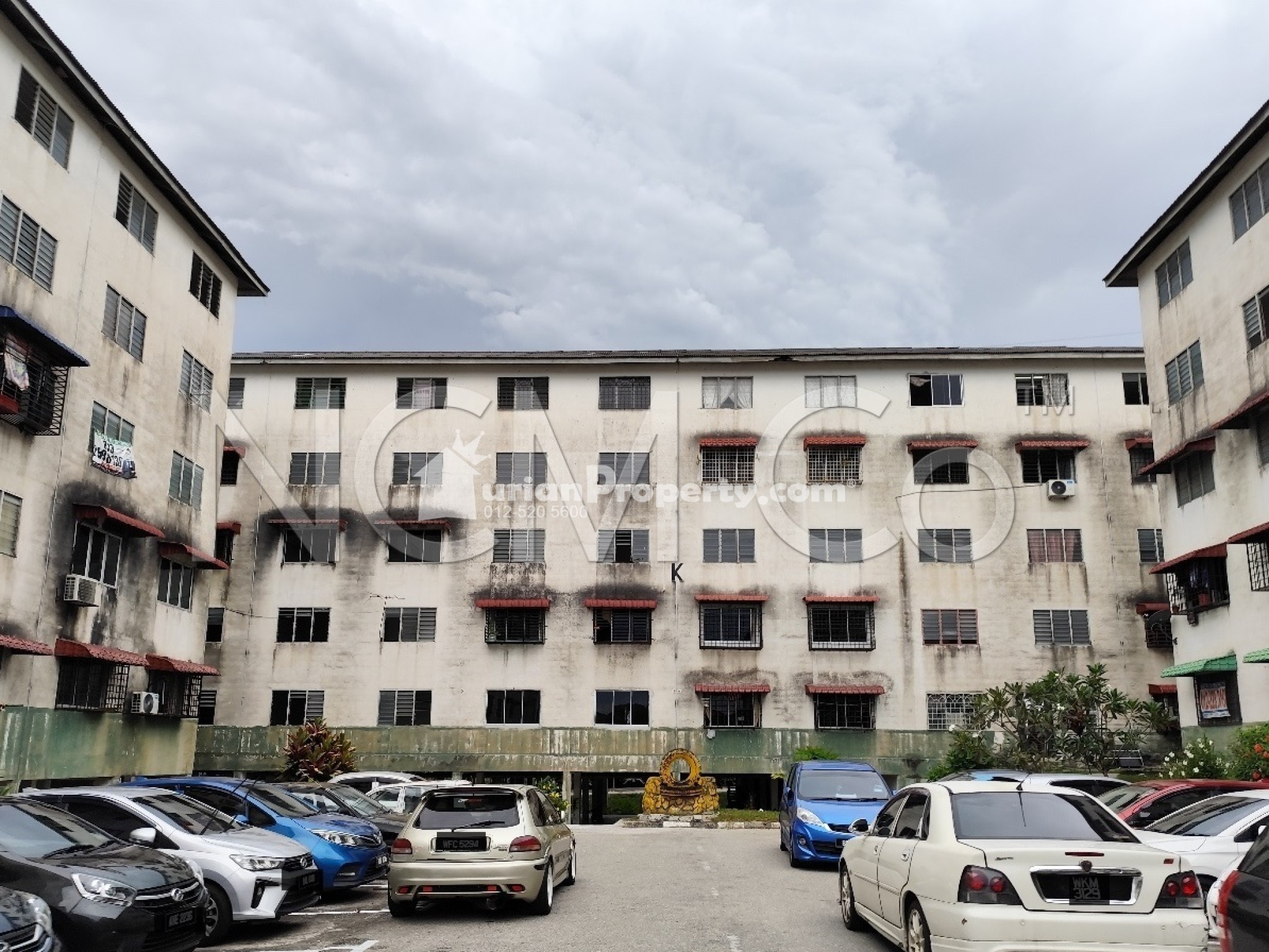 Apartment For Auction at Kenanga Apartment