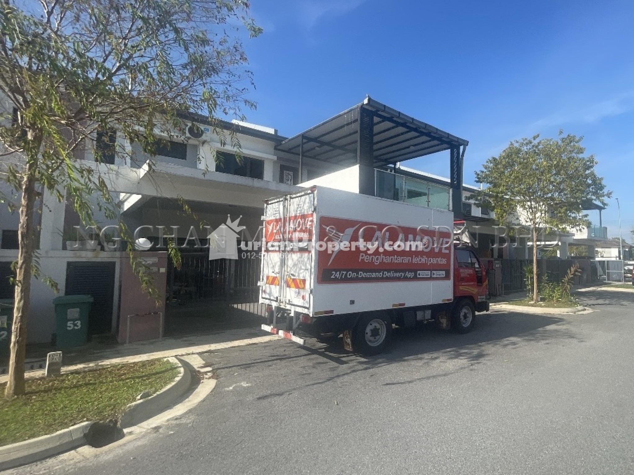 Terrace House For Auction at Taman Tasik Senangin