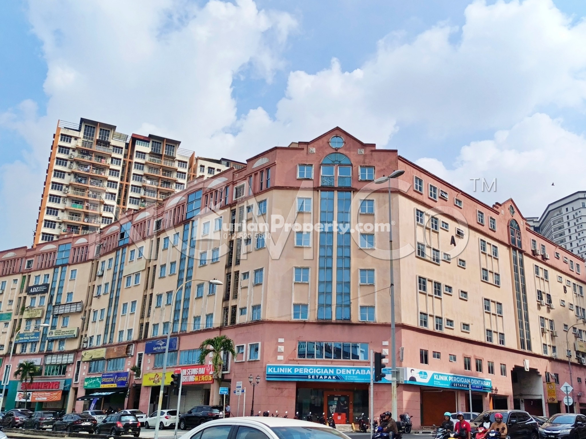 Office For Auction at Diamond Square