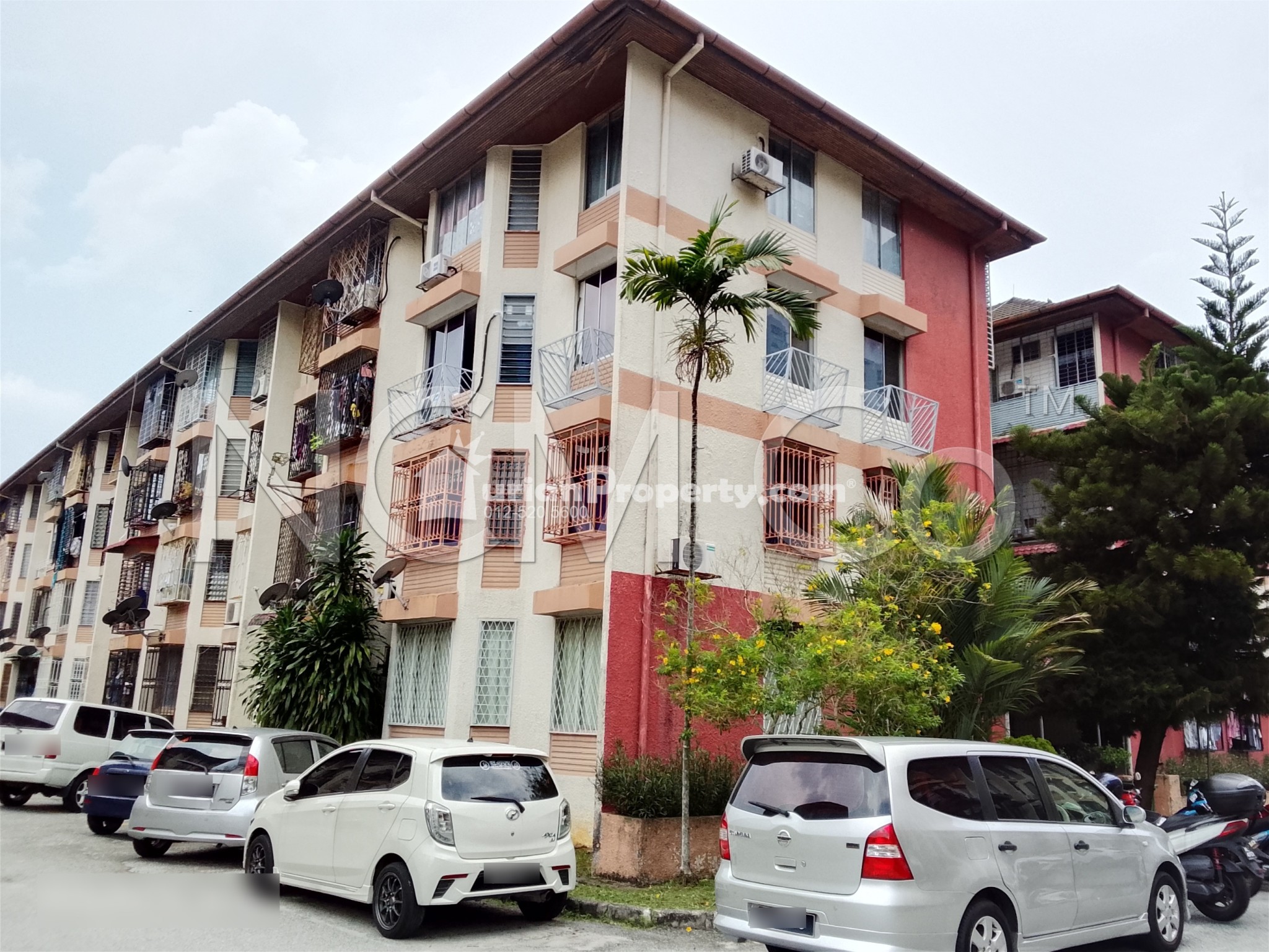 Apartment For Auction at Rampai Court