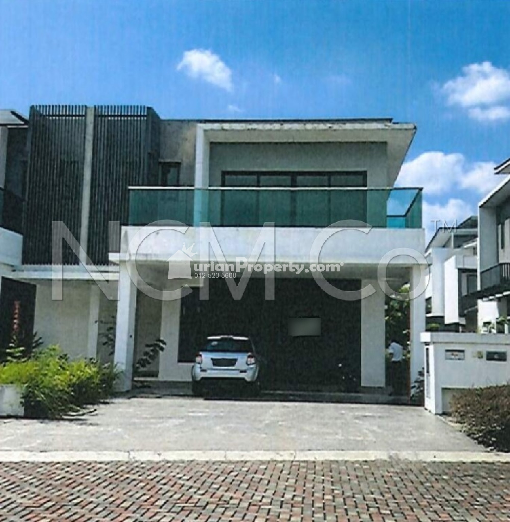Semi D For Auction at D'Island