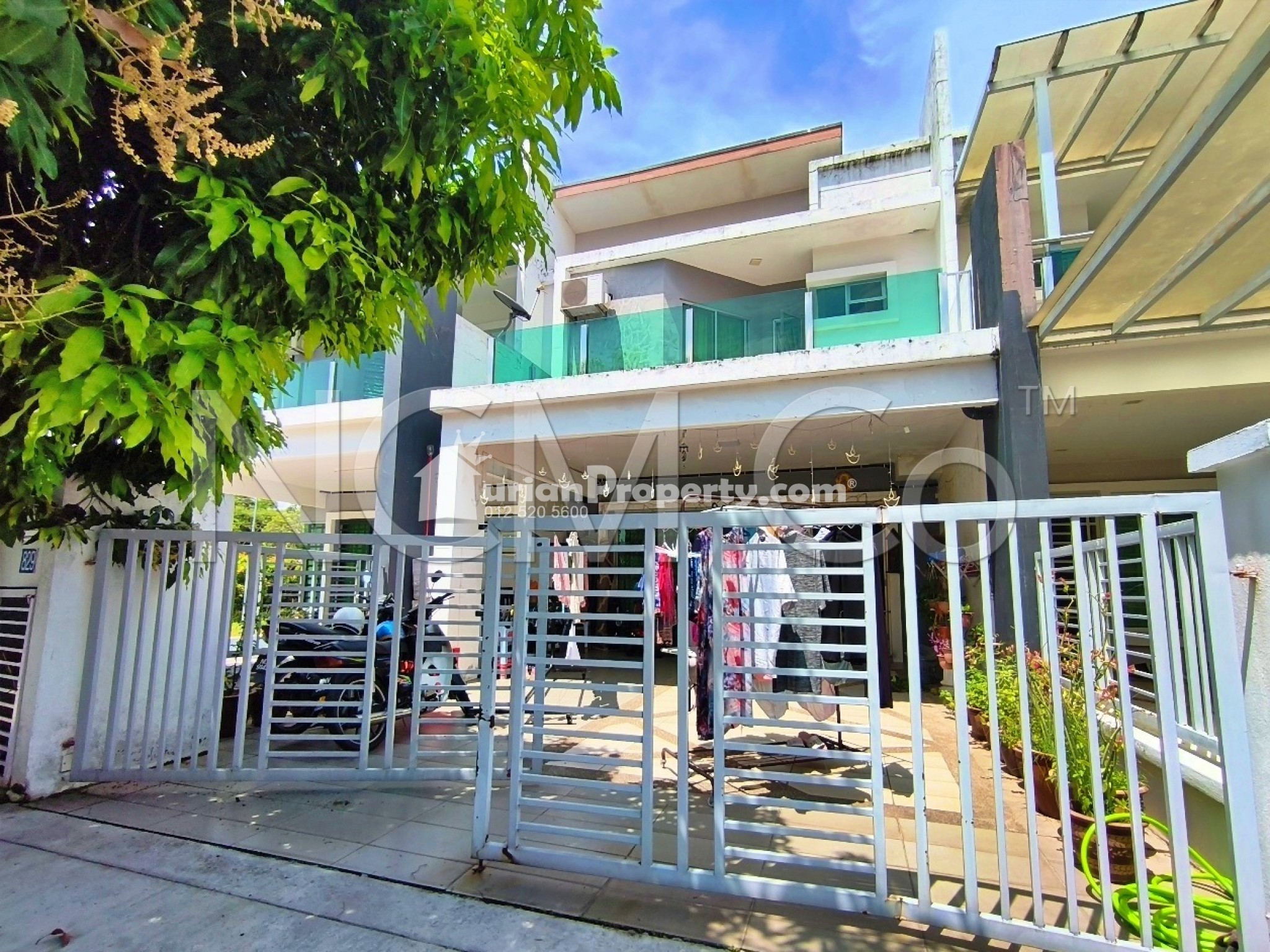 Terrace House For Auction at Hijayu 1
