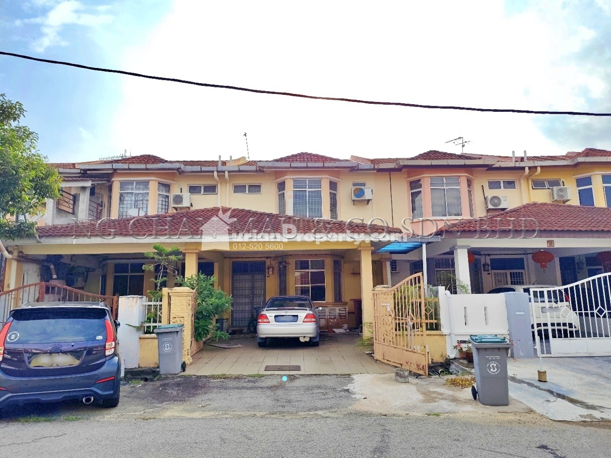 Terrace House For Auction at Taman Merak Mas